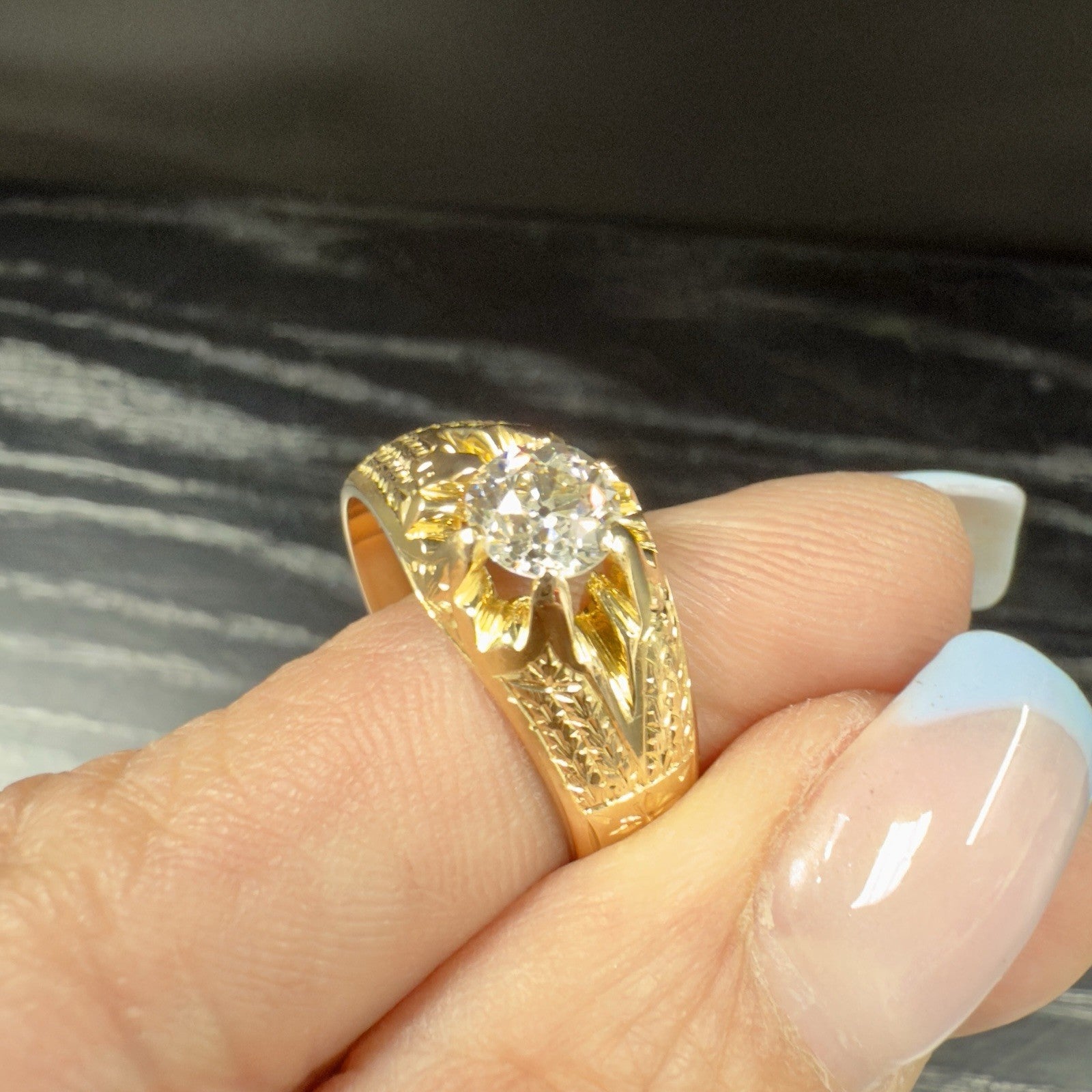 Antique 18k Yellow Gold Diamond Engraved Men's Ring, Preowned Sz.9