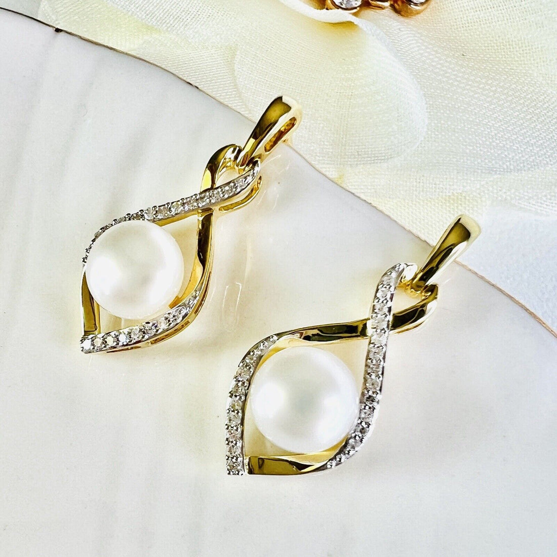 Solid 10k Yellow Gold Genuine Pearl (7mm) & Diamond Dangle Drop Earrings, New