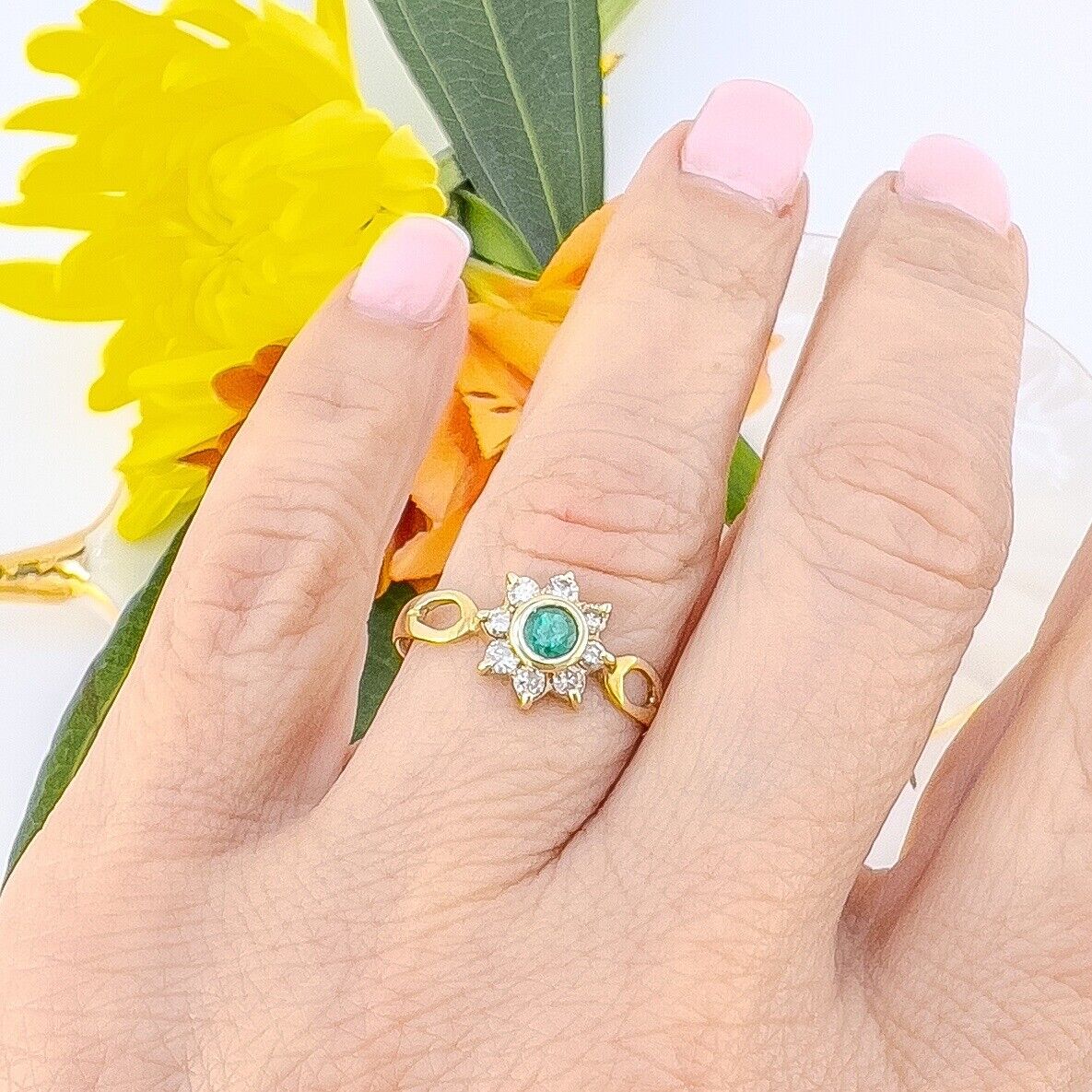 Solid 14k Yellow Gold Genuine Colombian Emerald & Diamond Rosette Ring, New Size