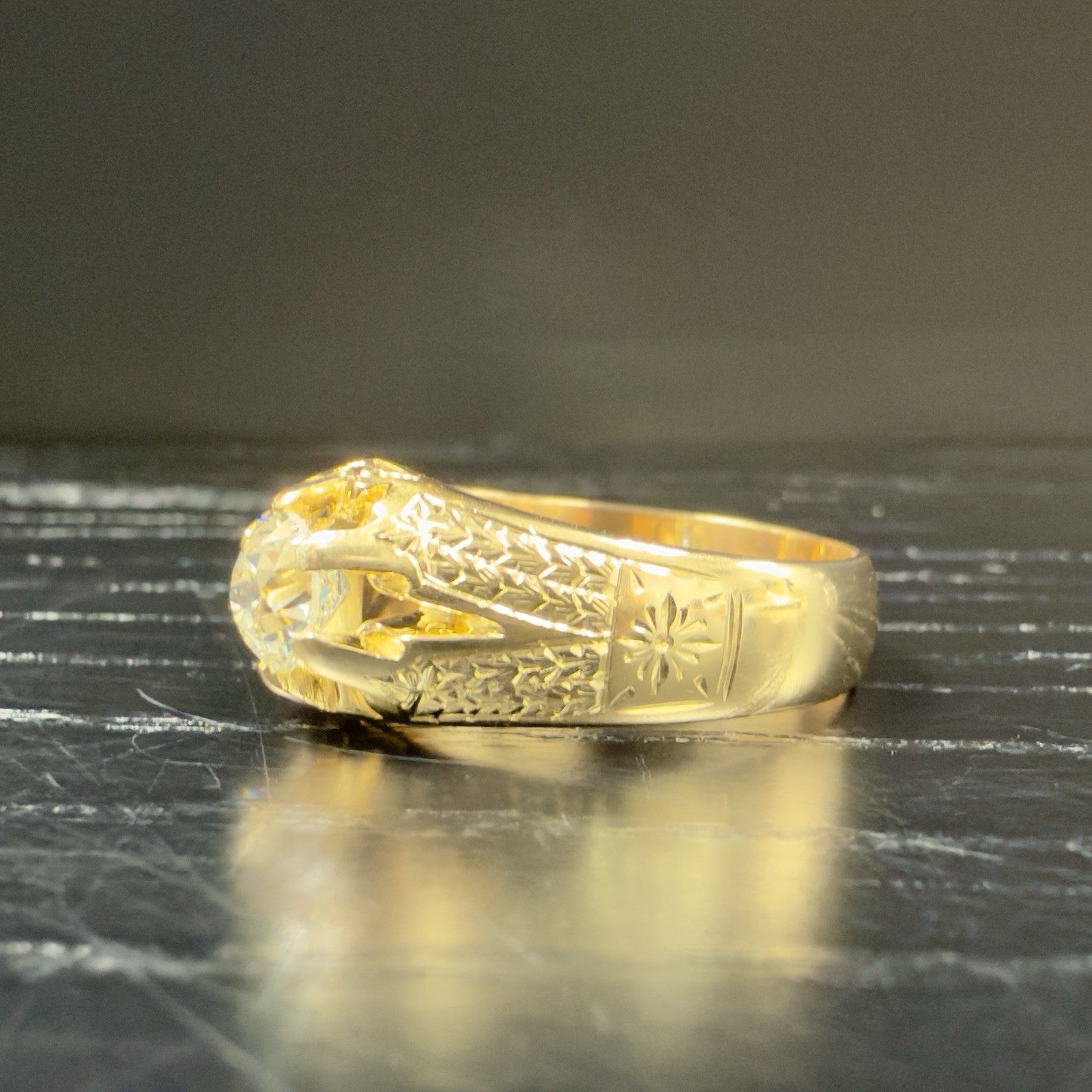 Antique 18k Yellow Gold Diamond Engraved Men's Ring, Preowned Sz.9