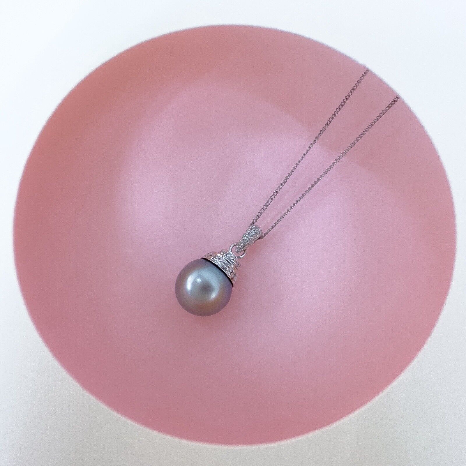 Solid 14k White Gold Genuine Tahitian Pearl (10.6mm) & Diamond Pendant, New