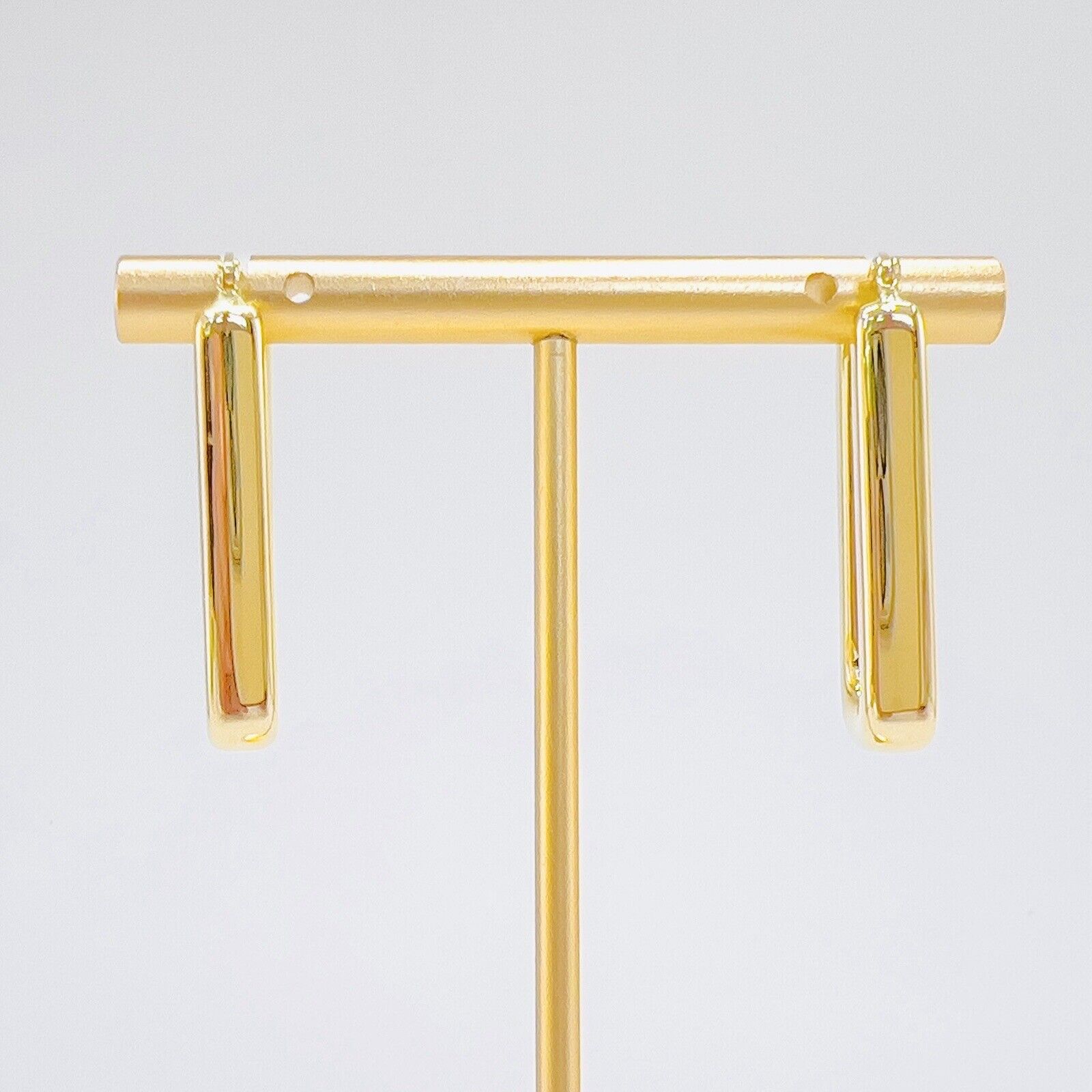 14k Yellow Gold Thick Rectangular Hoop Earrings, New, 1.30"