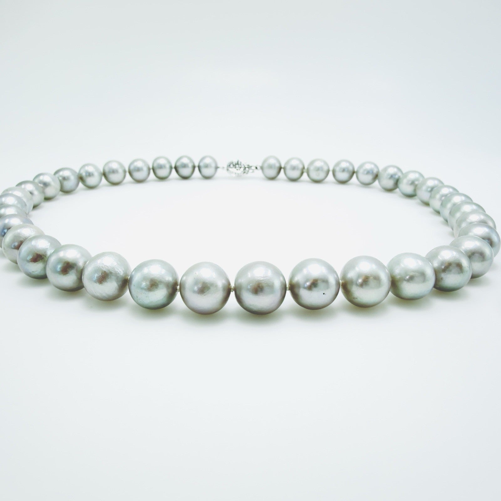 14k White Gold and Genuine Silver Cultured Pearl 10.5-11.5mm Necklace, 17.5" New
