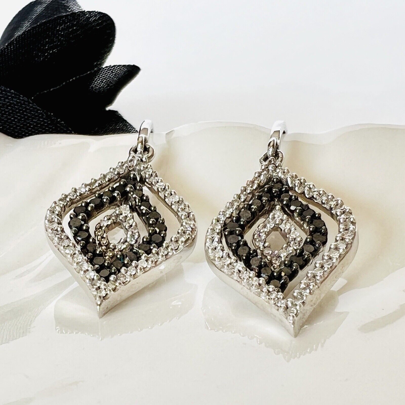 Solid 10k White Gold Genuine Diamond (0.50ctw) Dangle/Drop Earrings, New 1.40"