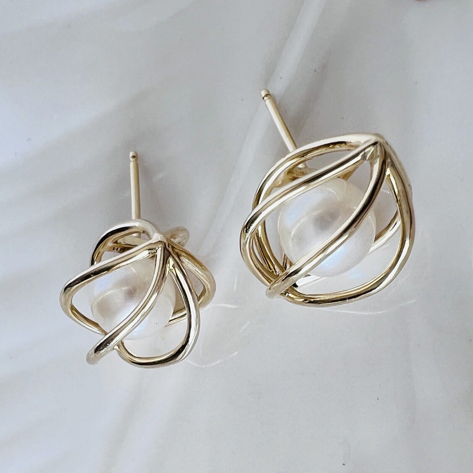 Solid 14k Yellow Gold “Dancing” Pearl Cage-Style Stud Earrings, New
