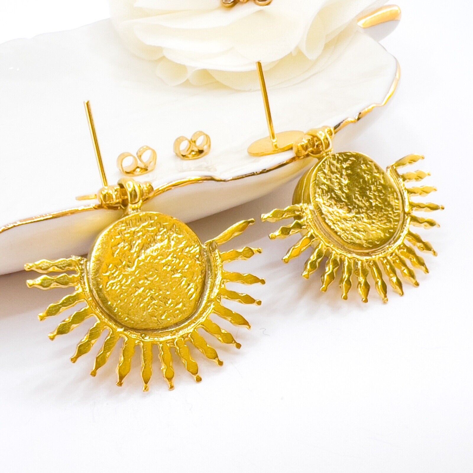 Etruscan Style Ruby Quartz Heavy Gold Plated Sunburst Dangle Earrings New 1.48"