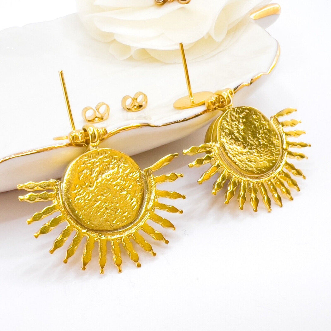Etruscan Style Ruby Quartz Heavy Gold Plated Sunburst Dangle Earrings New 1.48"