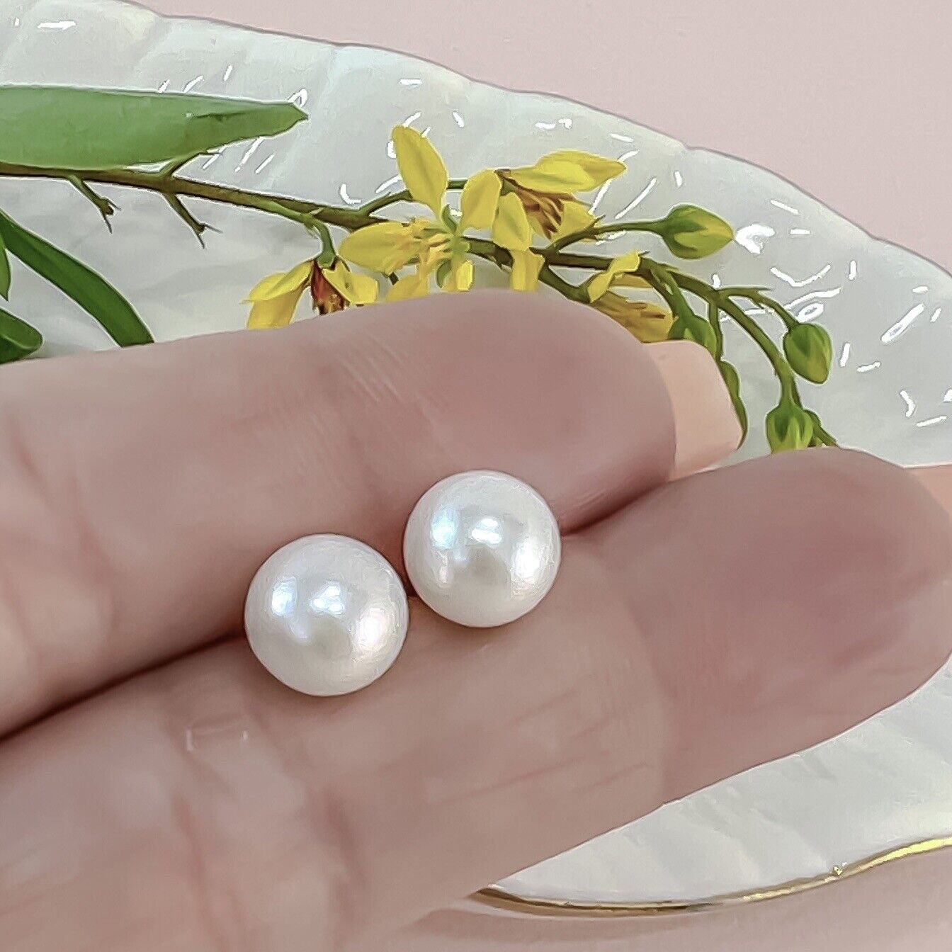 Solid 14k Yellow Gold Genuine 10.1mm Pearl Studs w/ Premium Backs, New