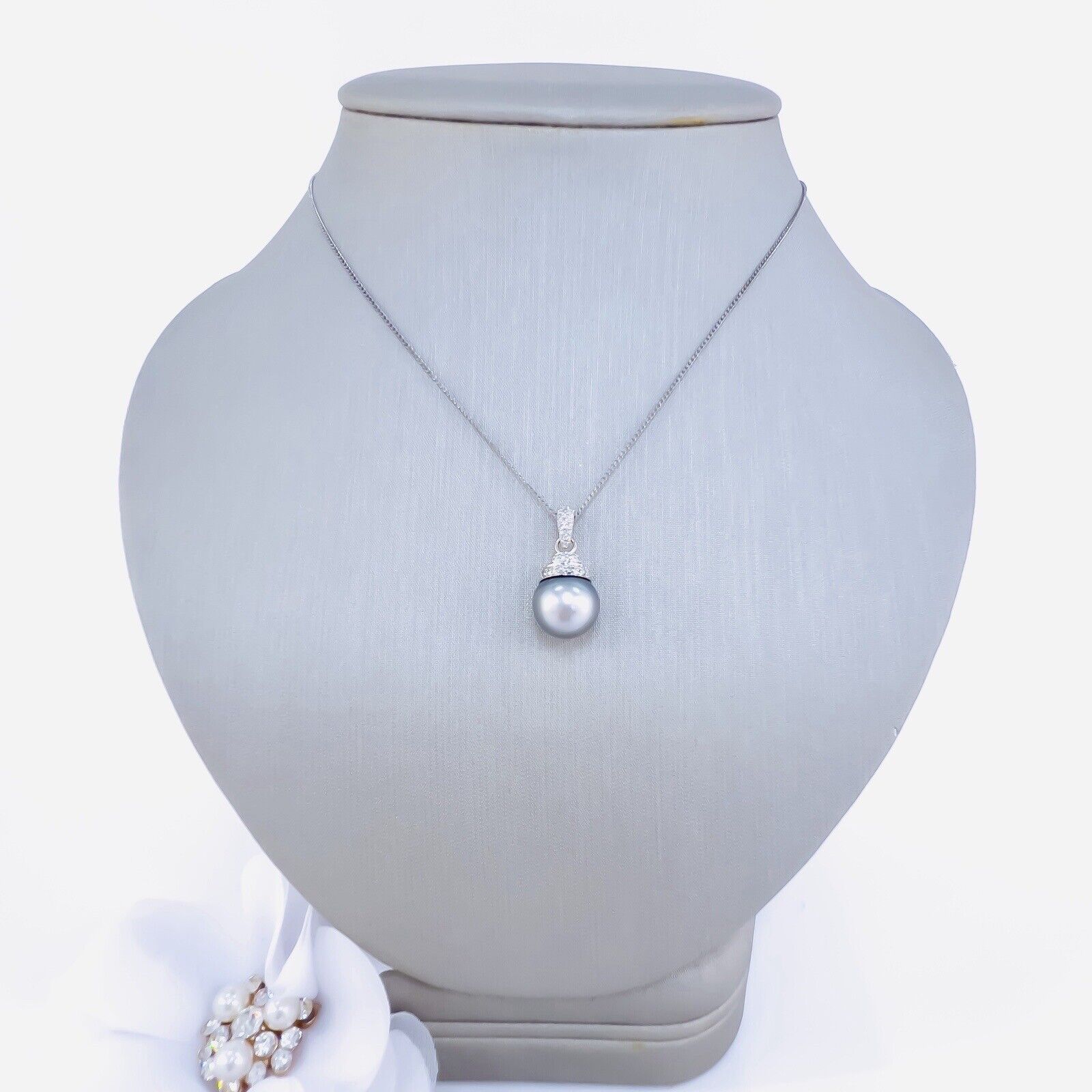 Solid 14k White Gold Genuine Tahitian Pearl (10.6mm) & Diamond Pendant, New