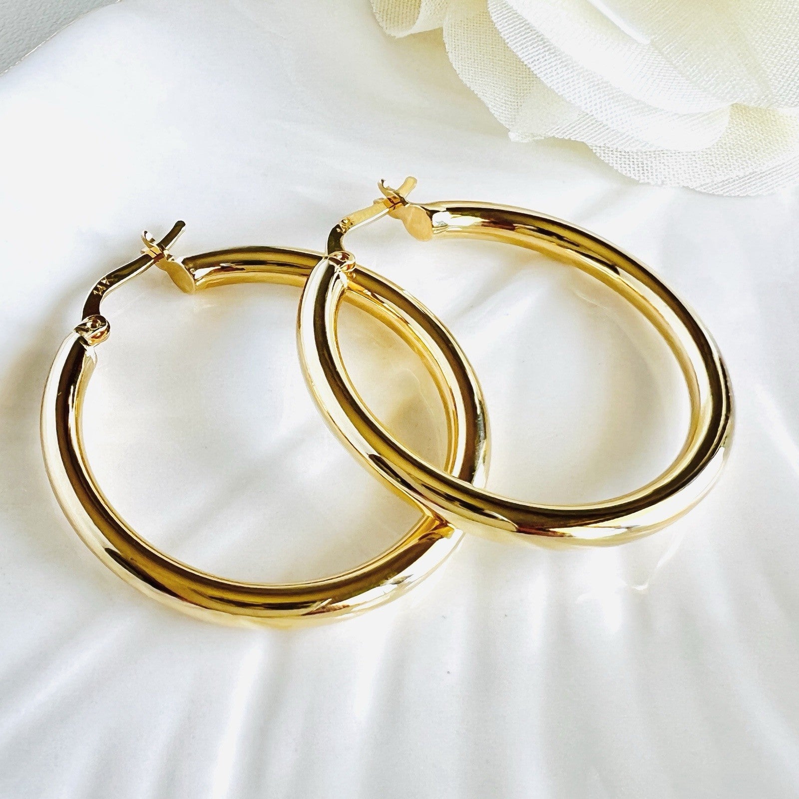 Solid 14k Yellow Gold 3mm Thick Hoop Earrings 30mm Diameter, New