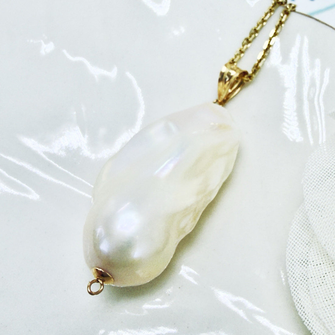14k Yellow Gold Genuine Baroque Pearl Pendant, New 1.5"