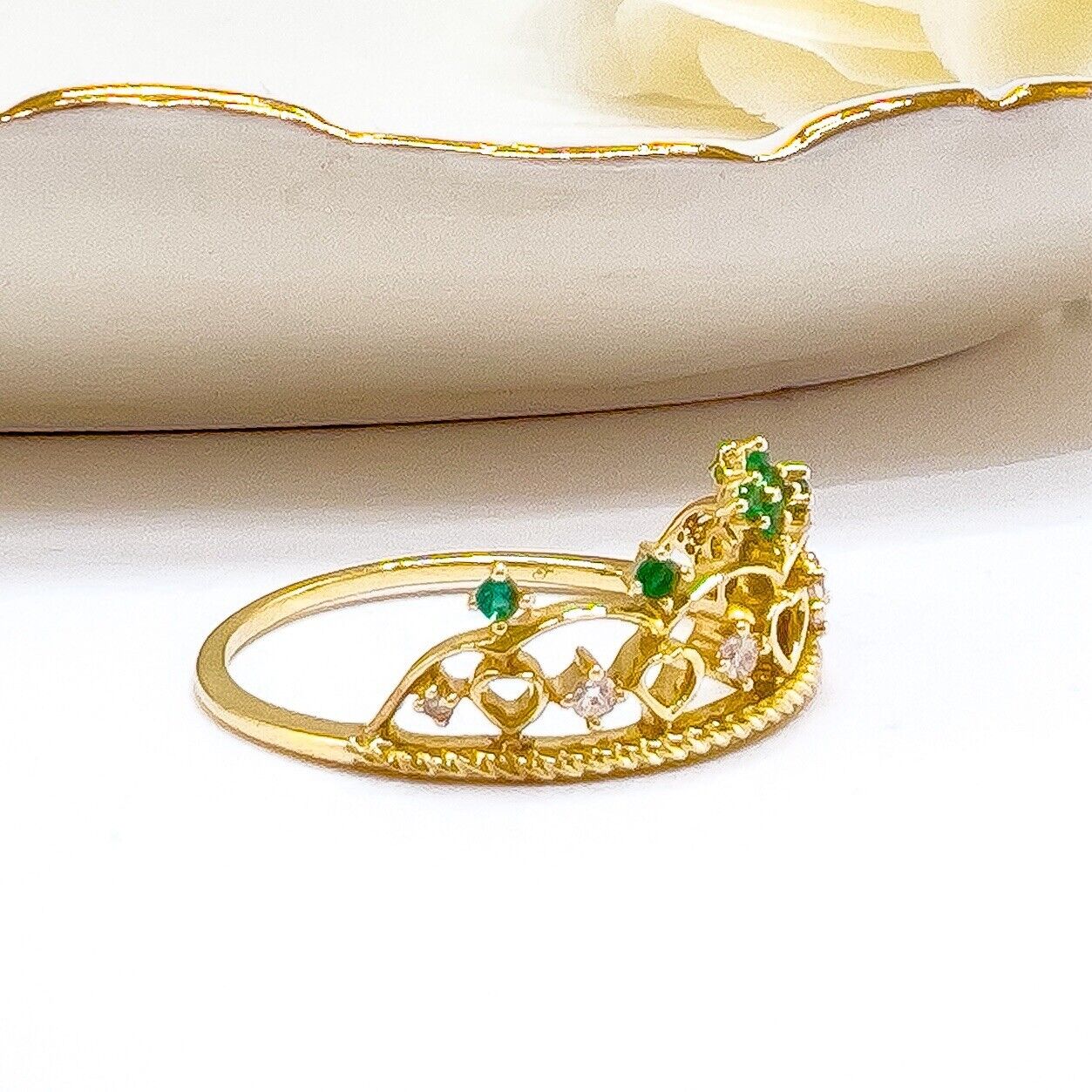 10k Yellow Gold Genuine Emerald & Diamond Crown Ring, New Size7