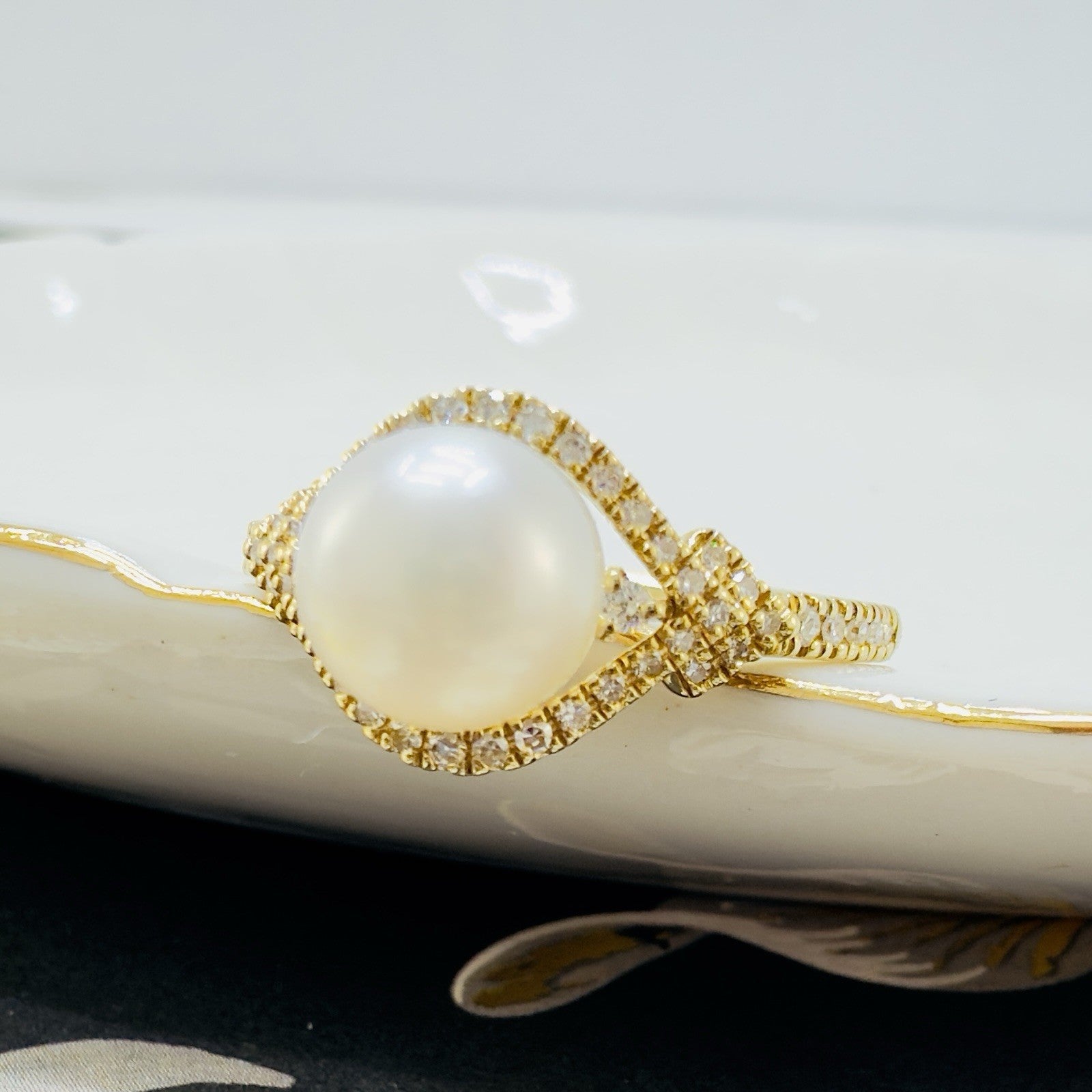 14k Yellow Gold Genuine Cultured Pearl & Diamond Halo Ring, Sz 7, New