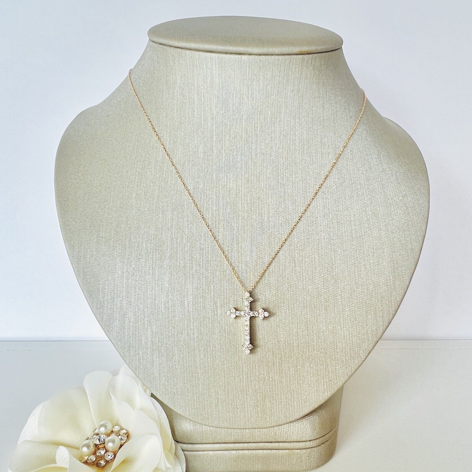 Solid 10k Yellow Gold Genuine Diamond Cross Pendant Necklace 18", New