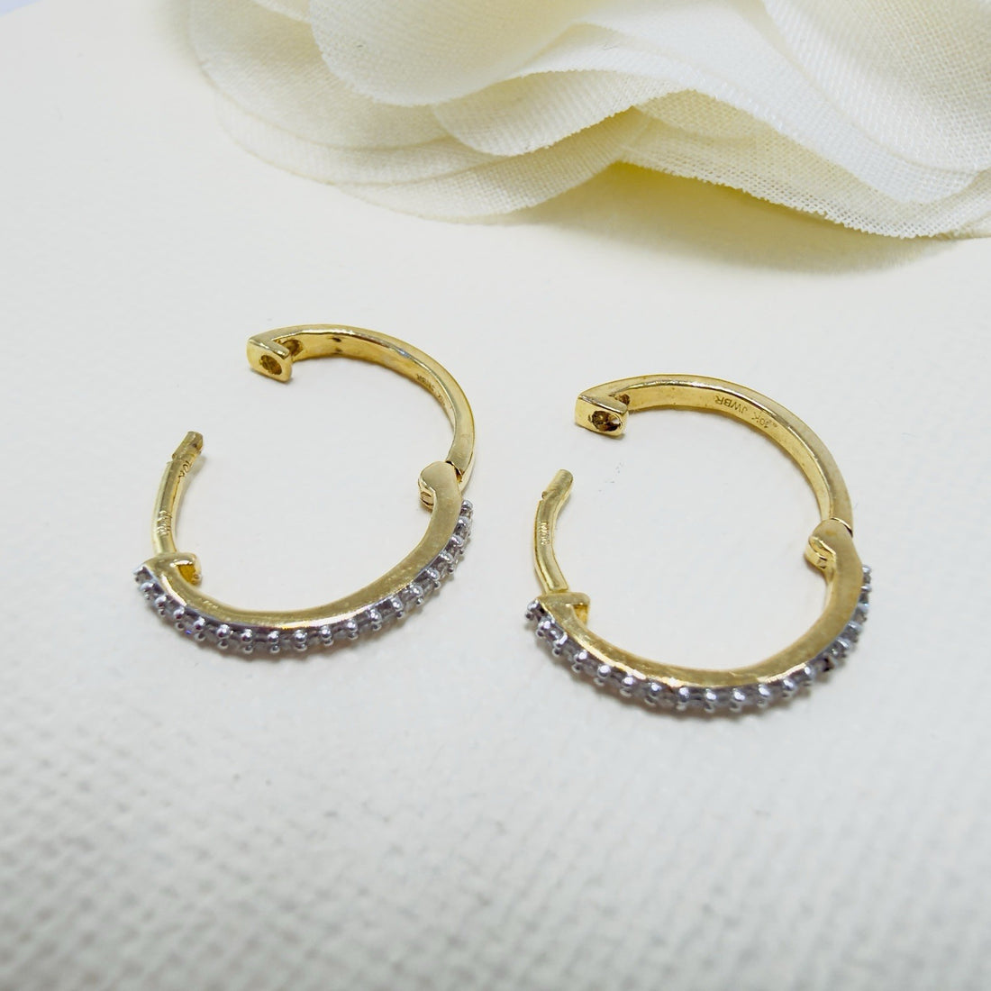 10k Yellow Gold Genuine Diamond Huggie Hoop Earrings, New