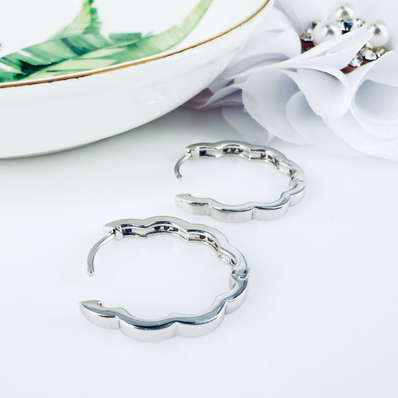 14K White Gold & Genuine Diamond Scalloped Oval Hoop Earrings, New