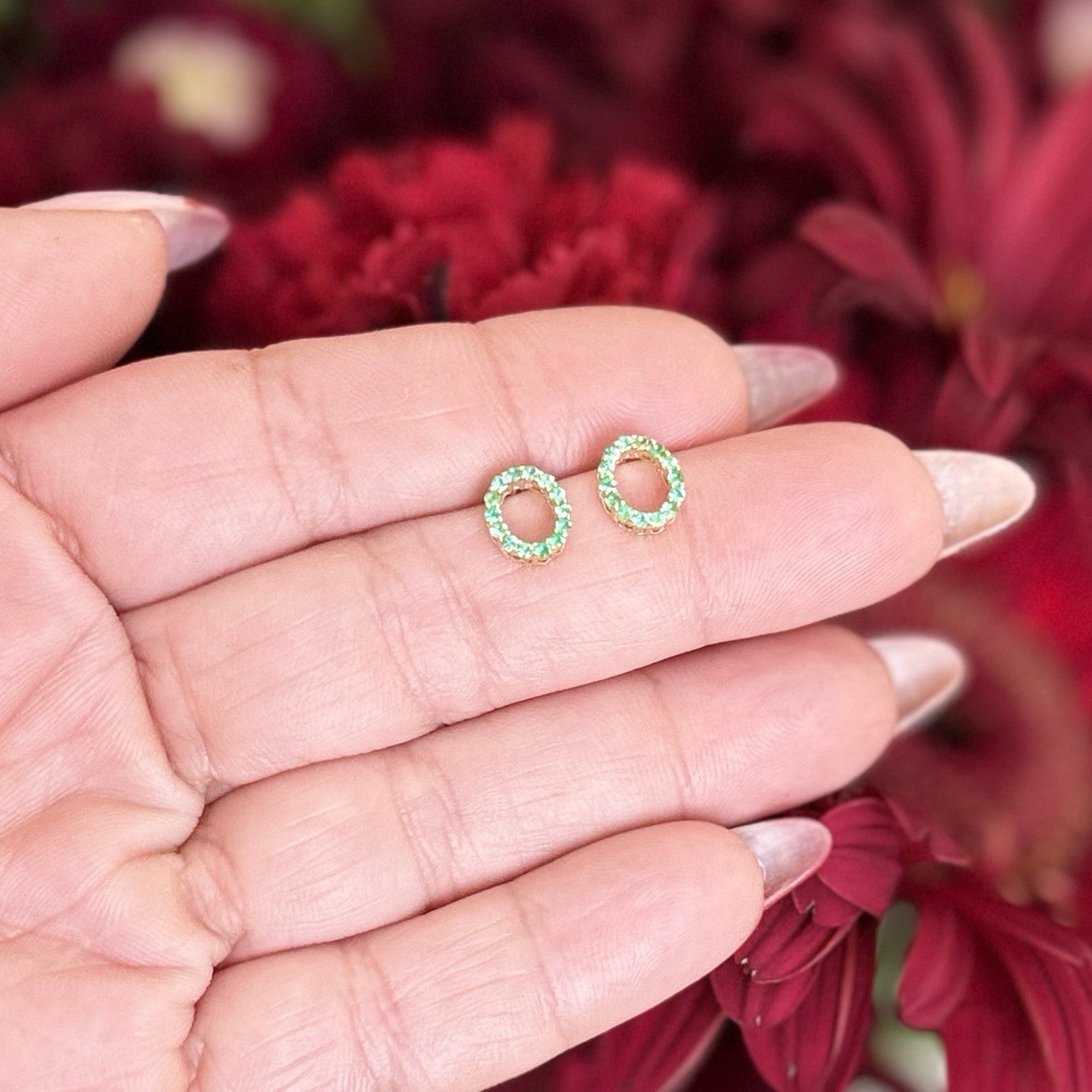 10k Yellow Gold Genuine Emerald Oval Stud Screwback Earrings, New