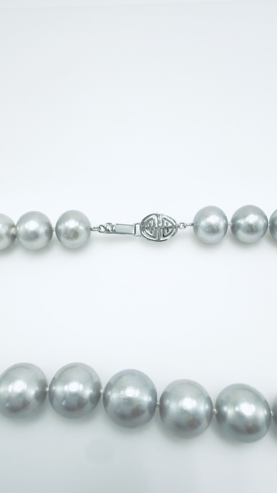 14k White Gold and Genuine Silver Cultured Pearl 10.5-11.5mm Necklace, 17.5" New