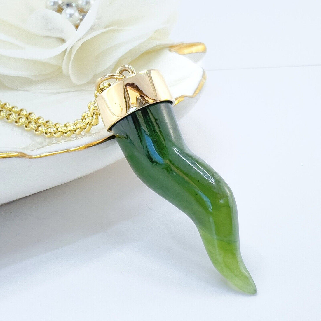 14k Yellow Gold Nephrite Jade Cornicello Horn Pendant, New, 1.68"
