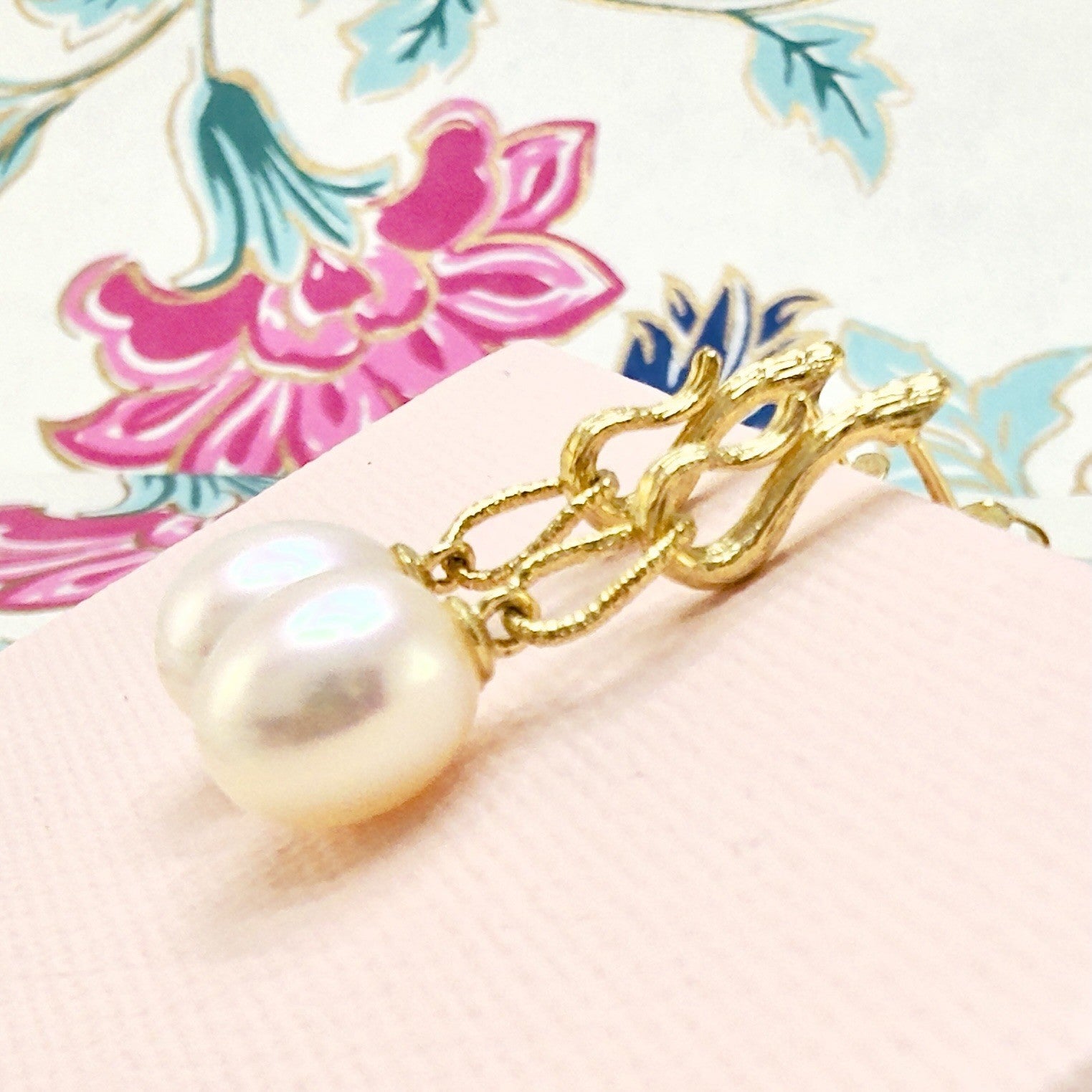 14k Yellow Gold Genuine Pearl Dangle Modernist Earrings, New