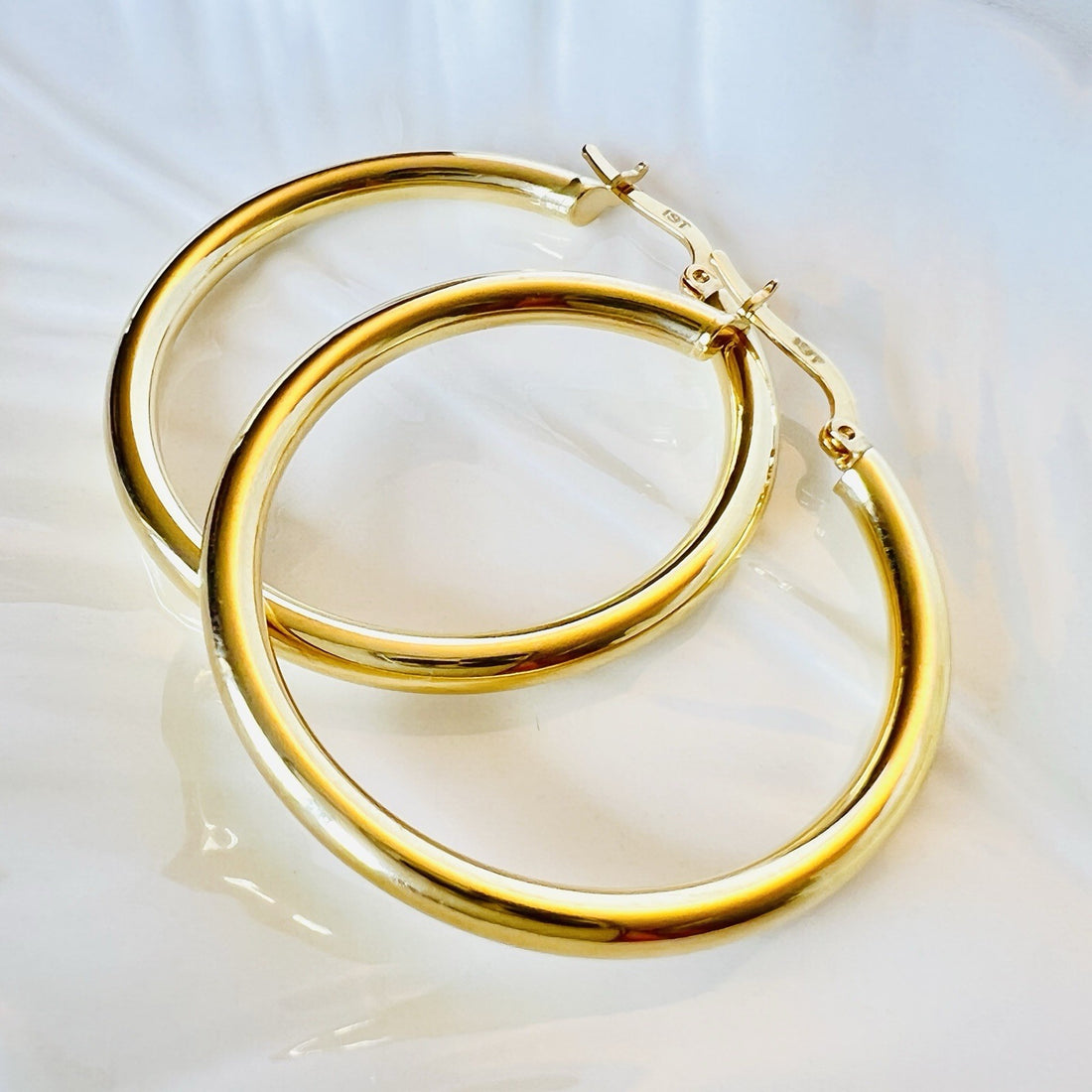 Solid 14k Yellow Gold 3mm Thick Hoop Earrings 30mm Diameter, New