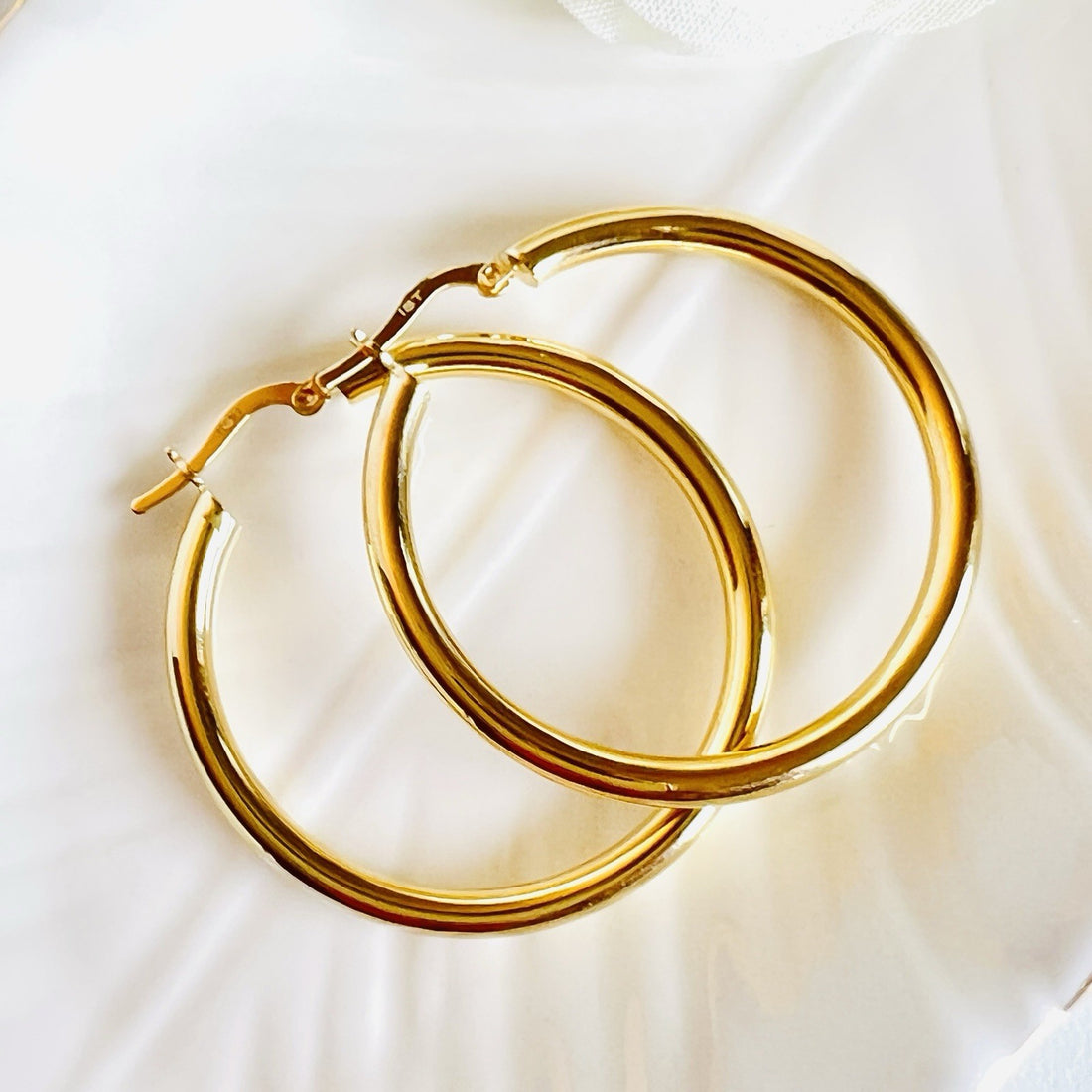 Solid 14k Yellow Gold 3mm Thick Hoop Earrings 30mm Diameter, New