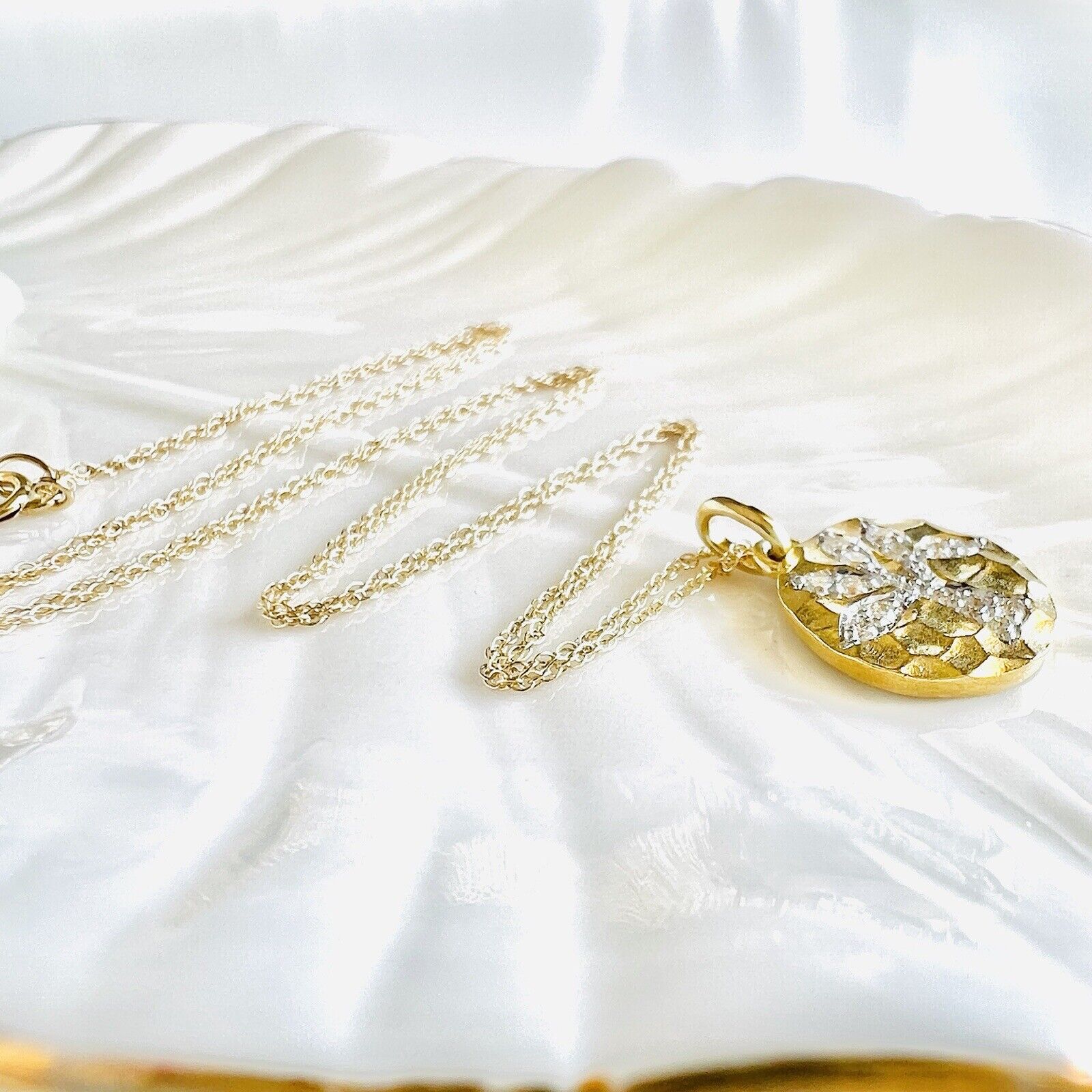 Solid 10k Yellow Gold Genuine Diamond Tree of Life Pendant/Necklace, New 18"