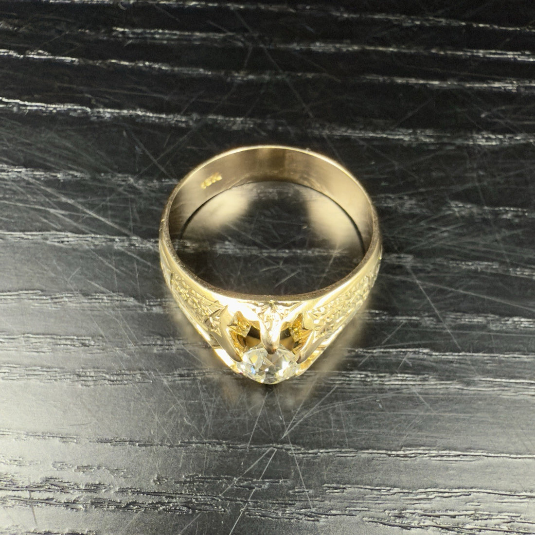 Antique 18k Yellow Gold Diamond Engraved Men's Ring, Preowned Sz.9