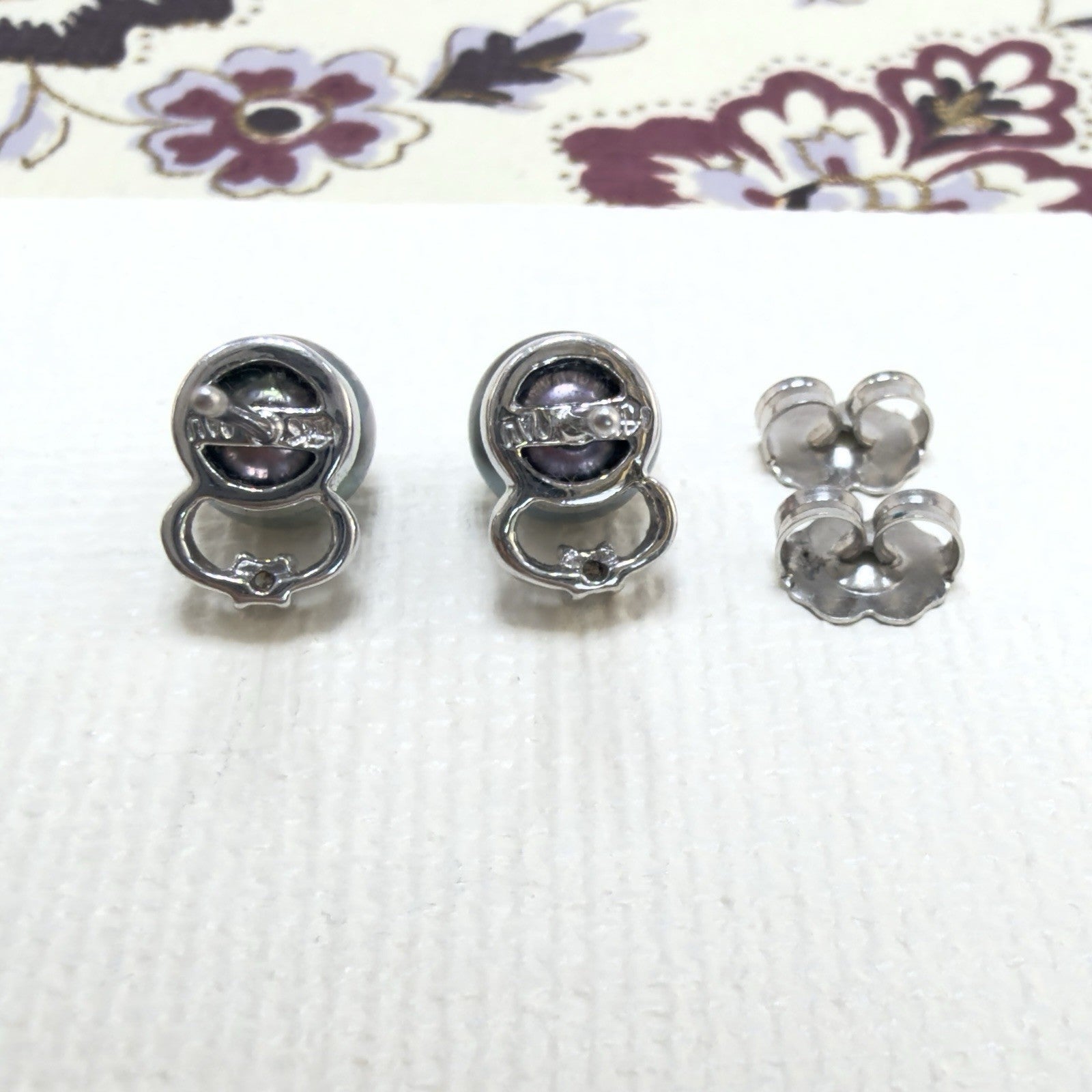 14k White Gold Genuine Gray/Peacock Pearl (6.5mm) & Diamond Stud Earrings