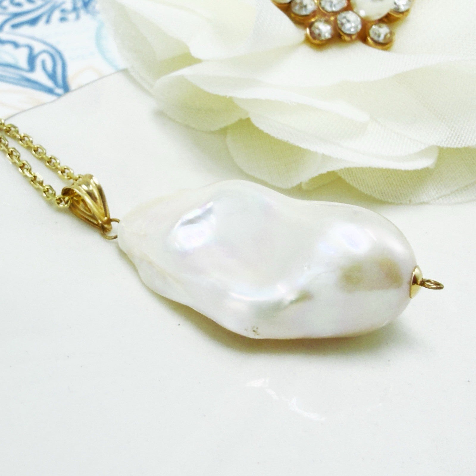 14k Yellow Gold Genuine Baroque Pearl Pendant, New 1.5"