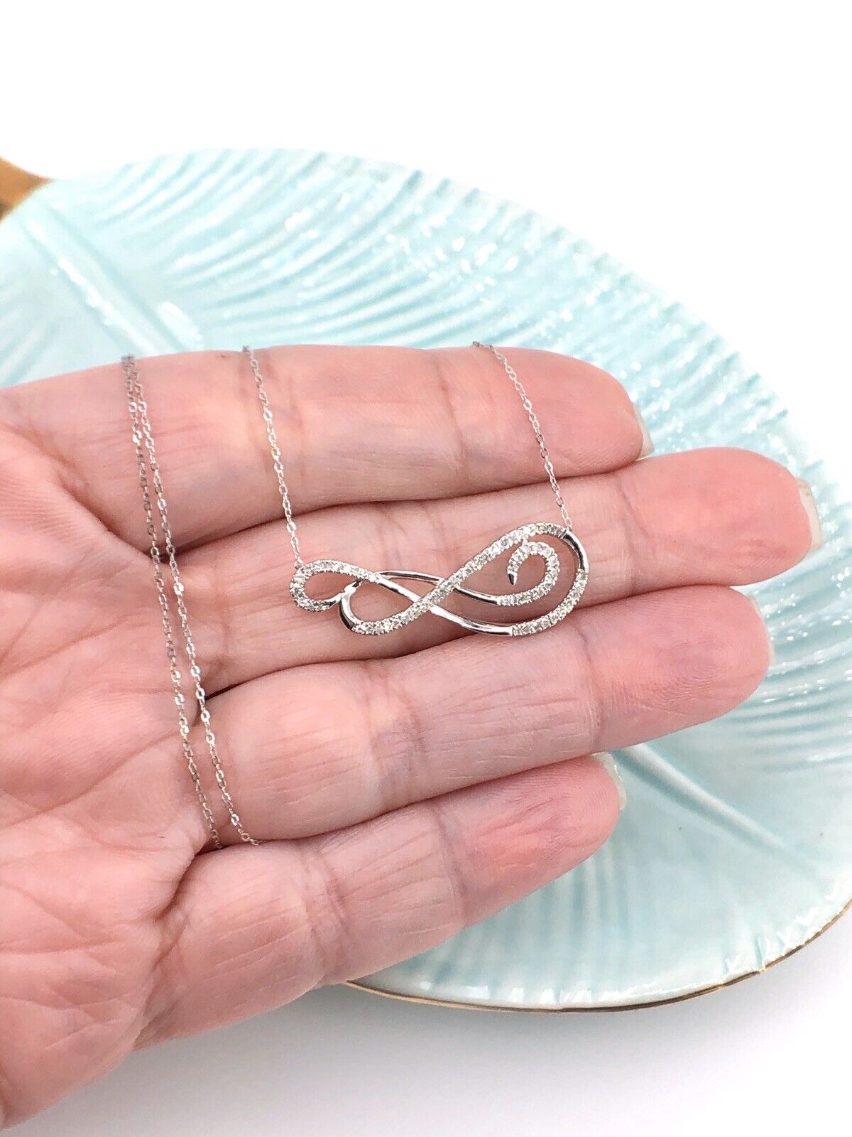 Gorgeous 14k White Gold & Diamond Swirl Design Necklace Chain, 17", New