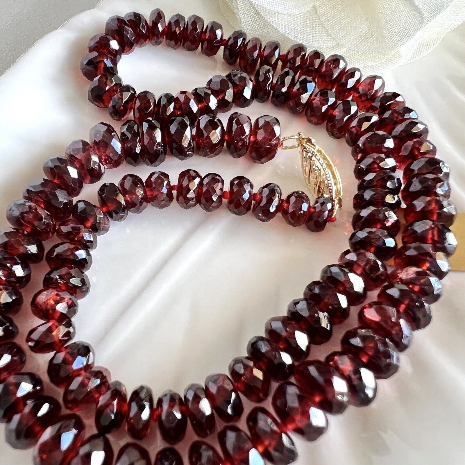 Genuine Almandine Garnet (155ct) Solid 14k Yellow Gold Beaded Necklace, New 16"