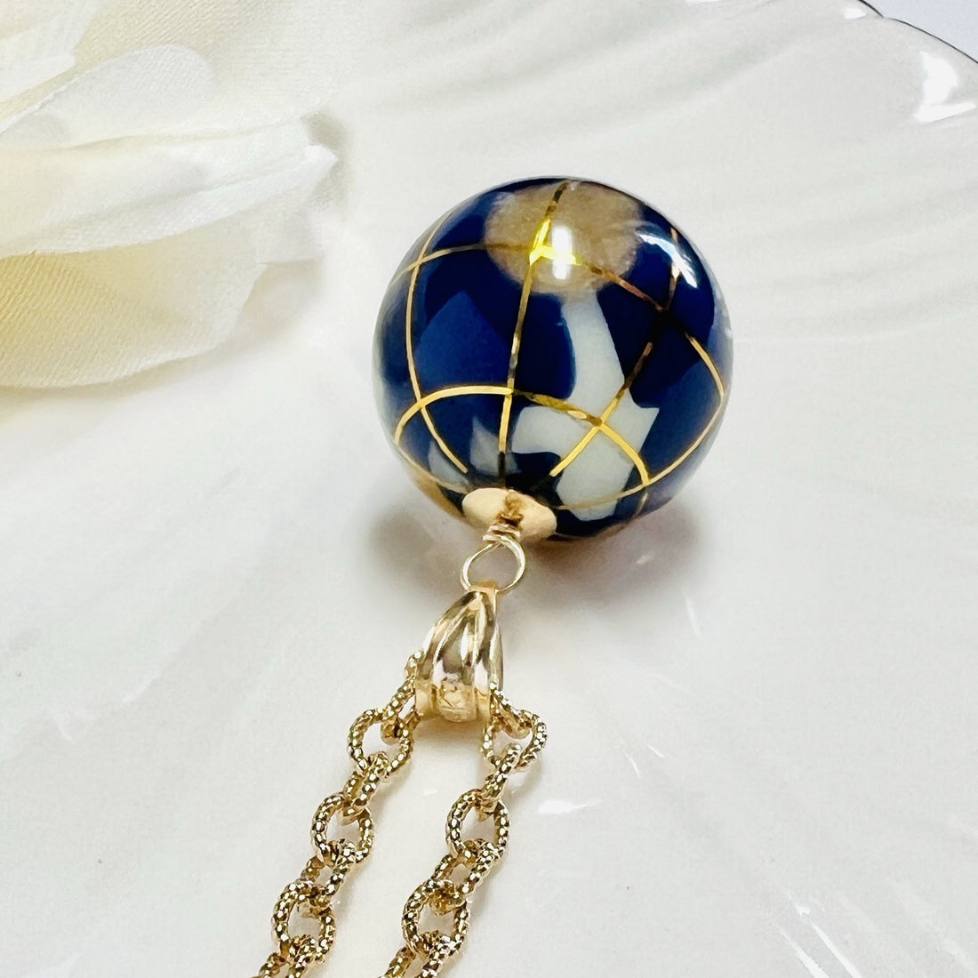World Globe Gemstone Inlay Solid 14k Yellow Gold Pendant, New, 1.06"
