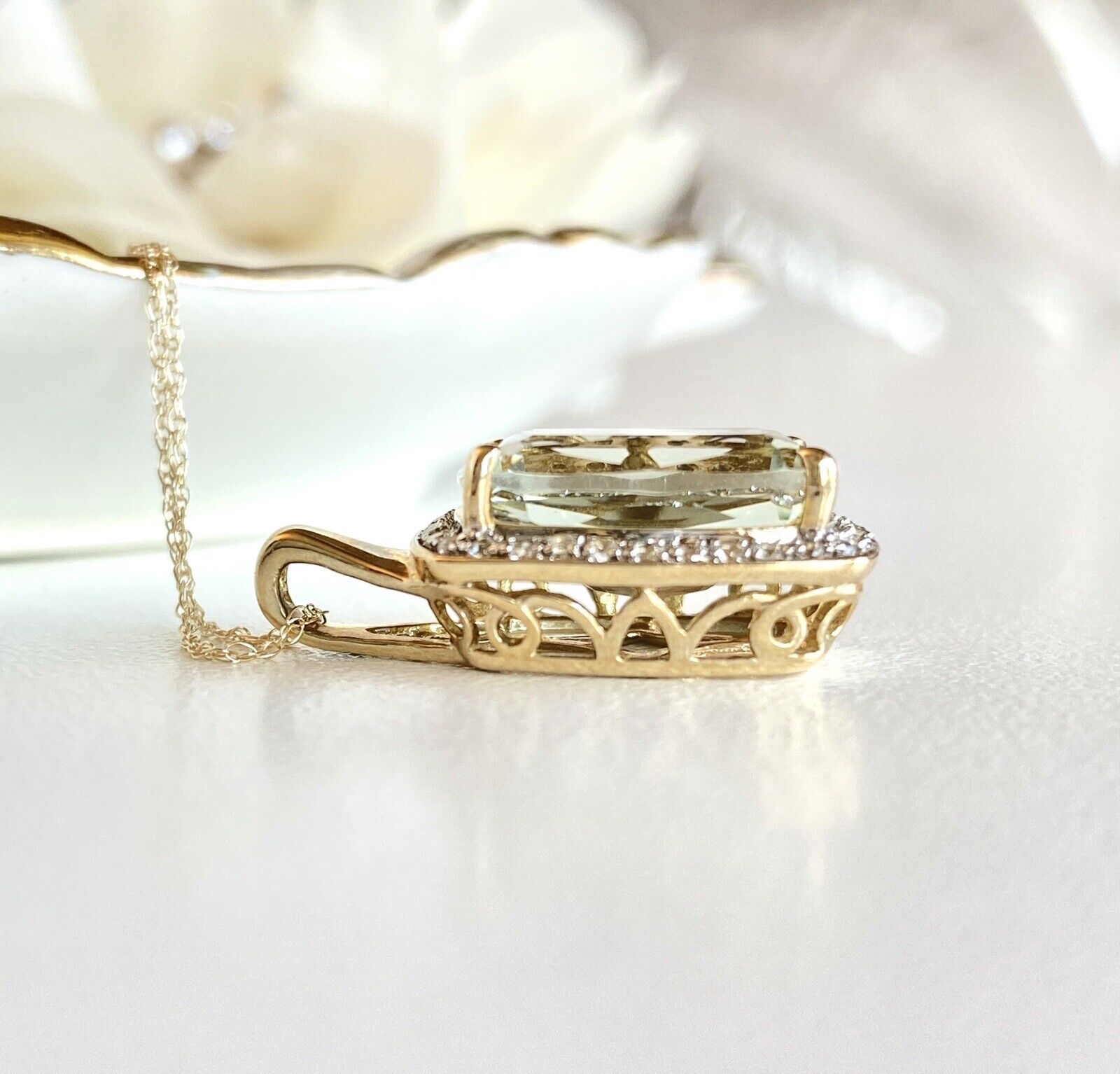 Genuine Prasiolite & White Topaz Solid 10k Yellow Gold Pendant/Necklace, New 18"