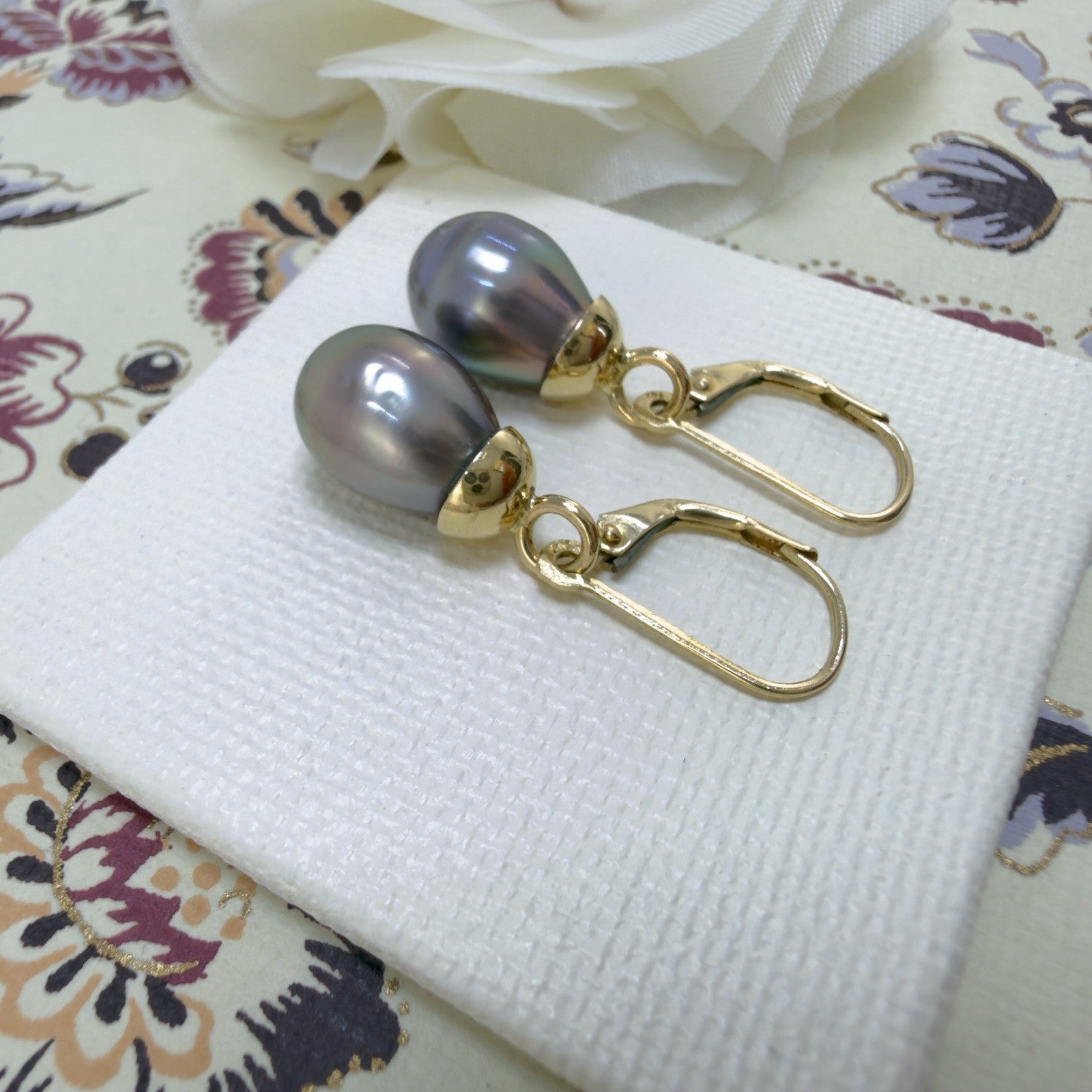 14k Yellow Gold Genuine Gray/Peacock Pearl Drop Leaverback Earrings