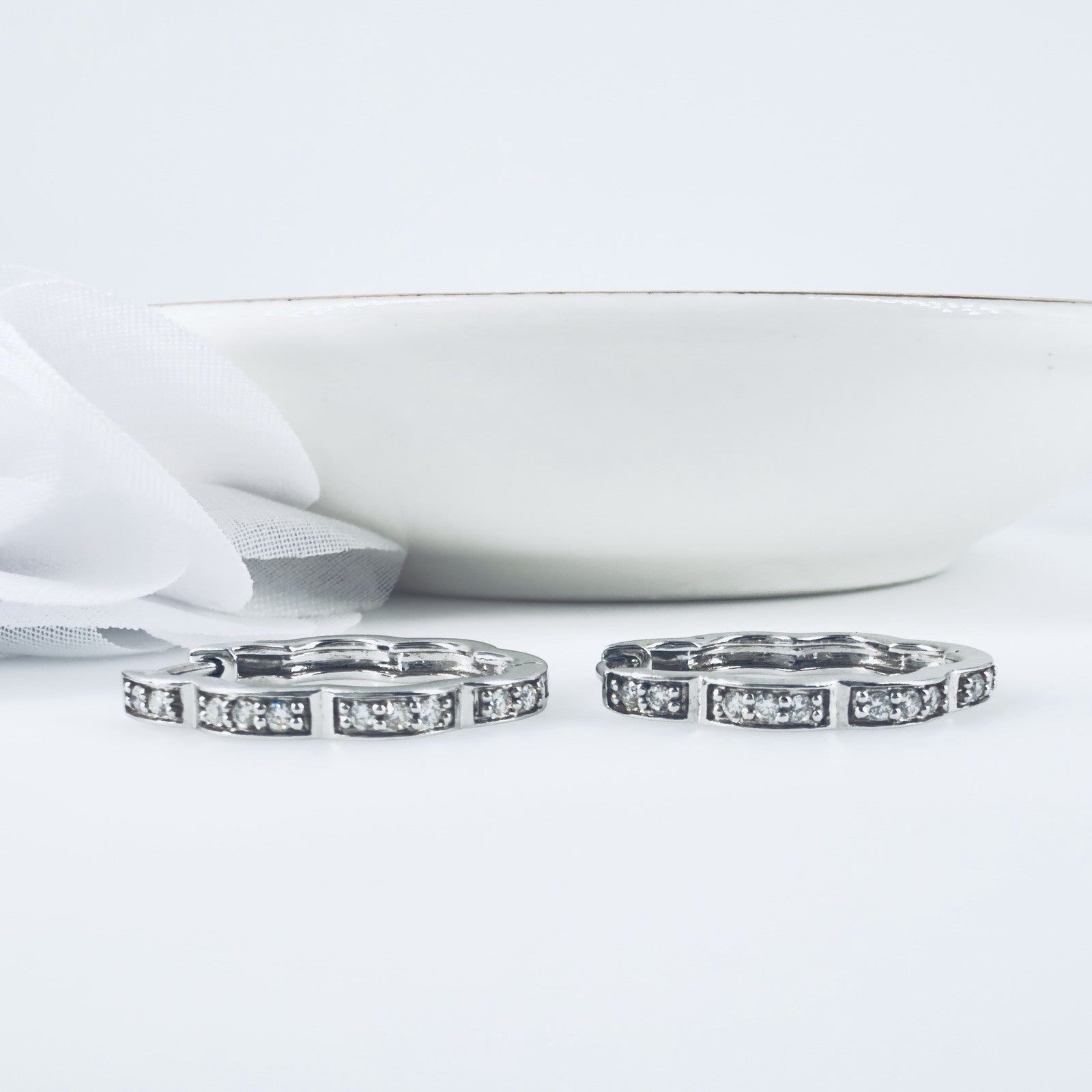 14K White Gold & Genuine Diamond Scalloped Oval Hoop Earrings, New