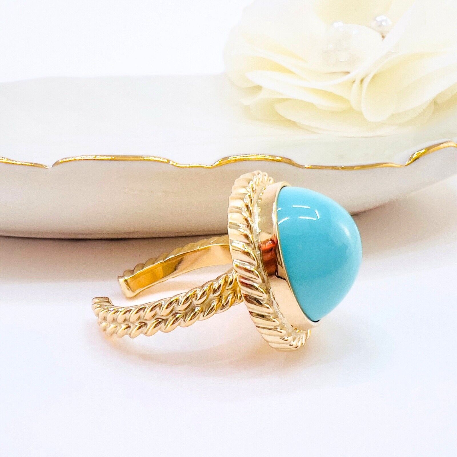 14k Yellow Gold Persian Turquoise (15mm) Handcrafted Ring, New, Size 6.75
