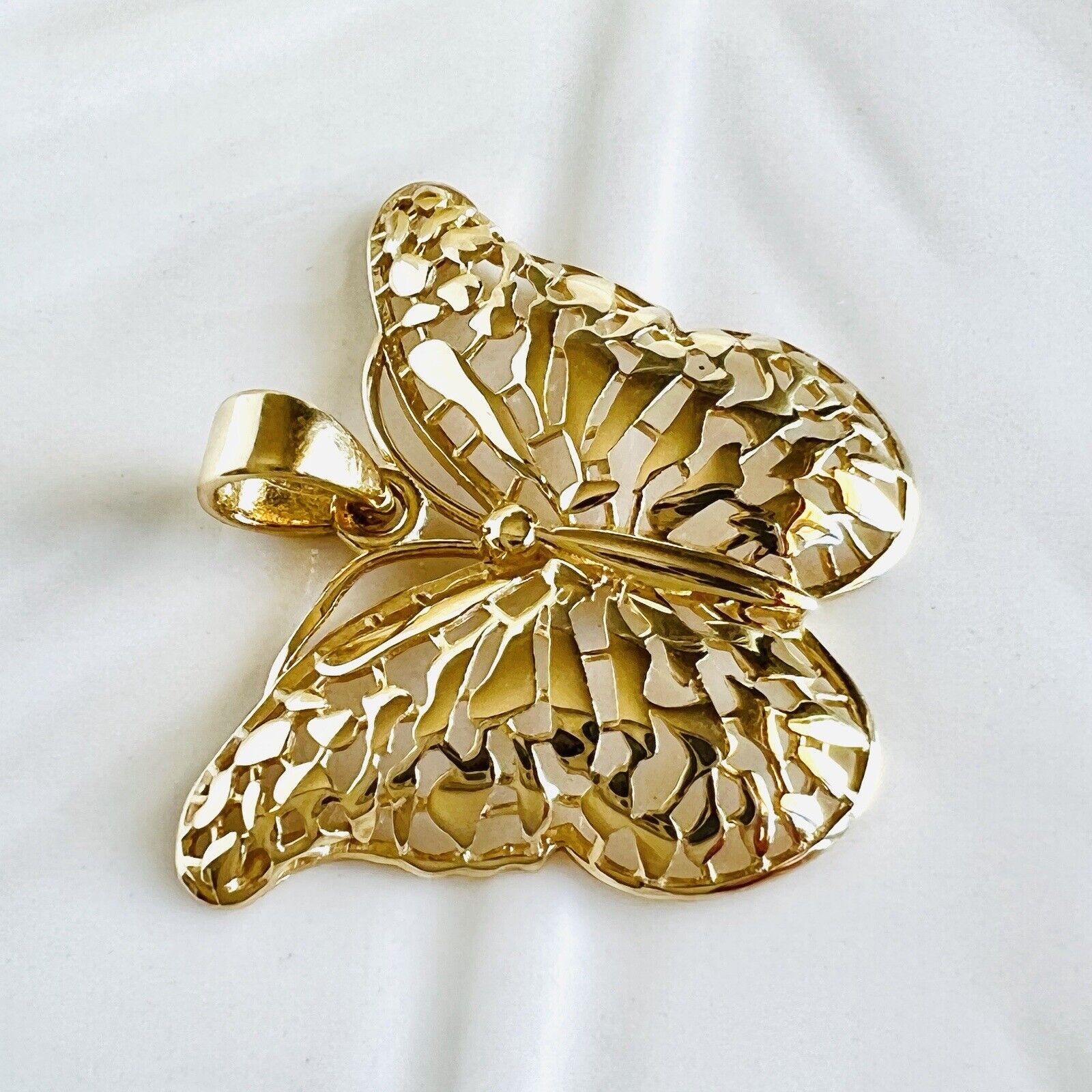 Solid 14k Yellow Gold Filigree Butterfly Pendant/Charm, New, 0.94"