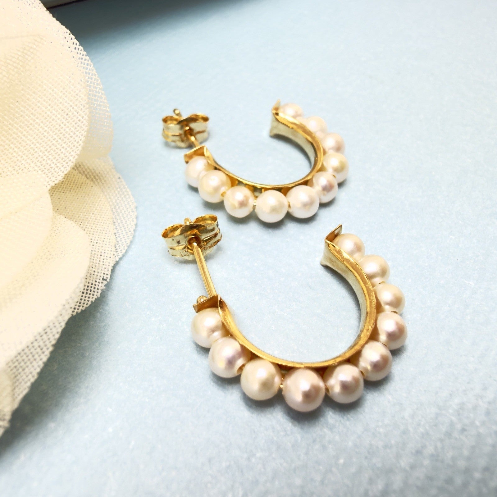 14k Yellow Gold Genuine Pearl Hoop Earrings, New