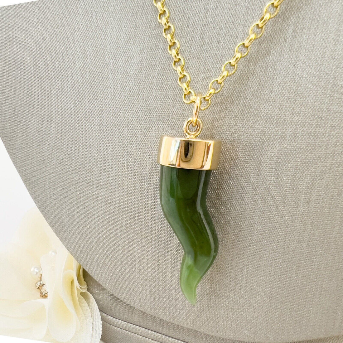 14k Yellow Gold Nephrite Jade Cornicello Horn Pendant, New, 1.68"