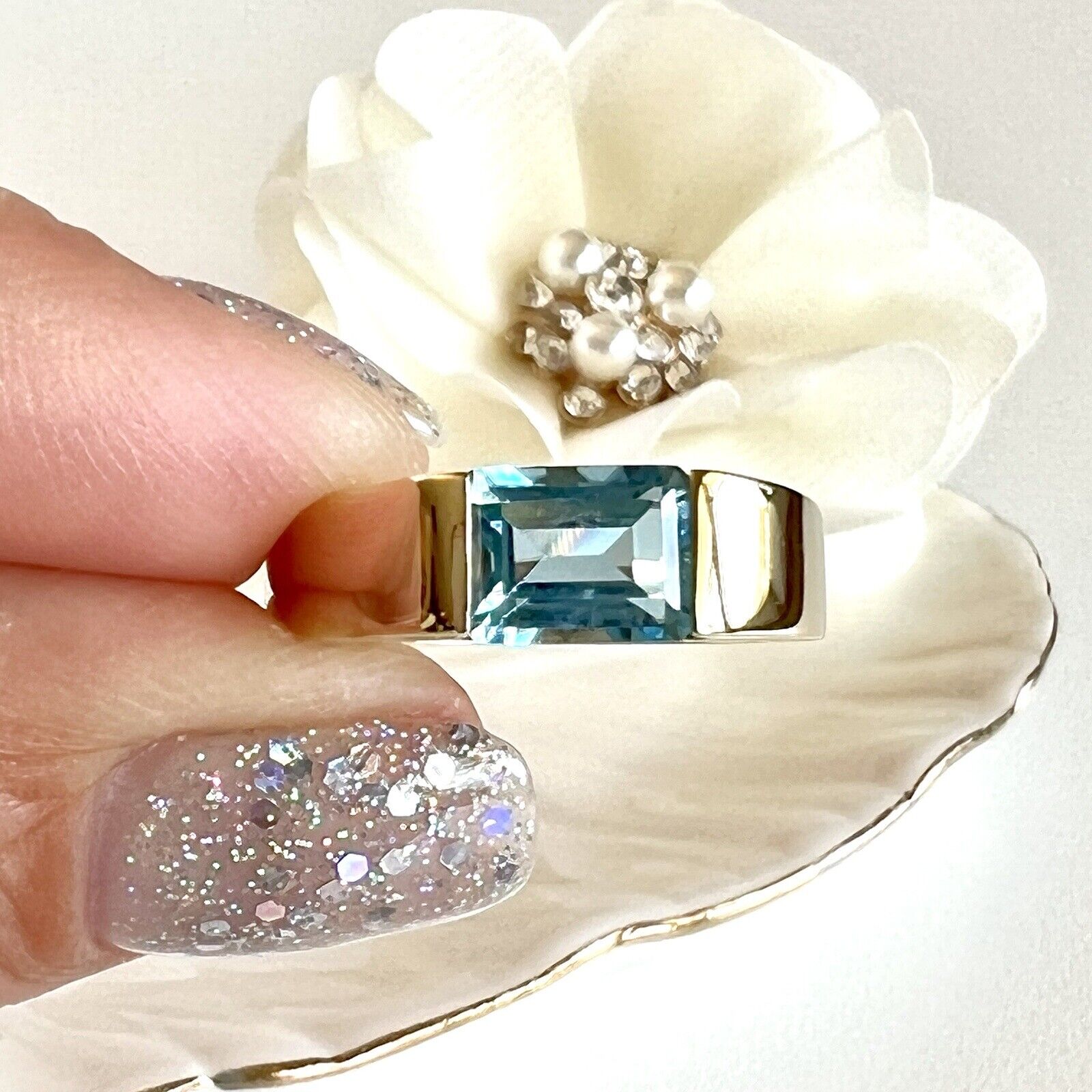 Solid 14k Yellow Gold Swiss Blue Topaz "Tank" Style Ring, Size 6.75