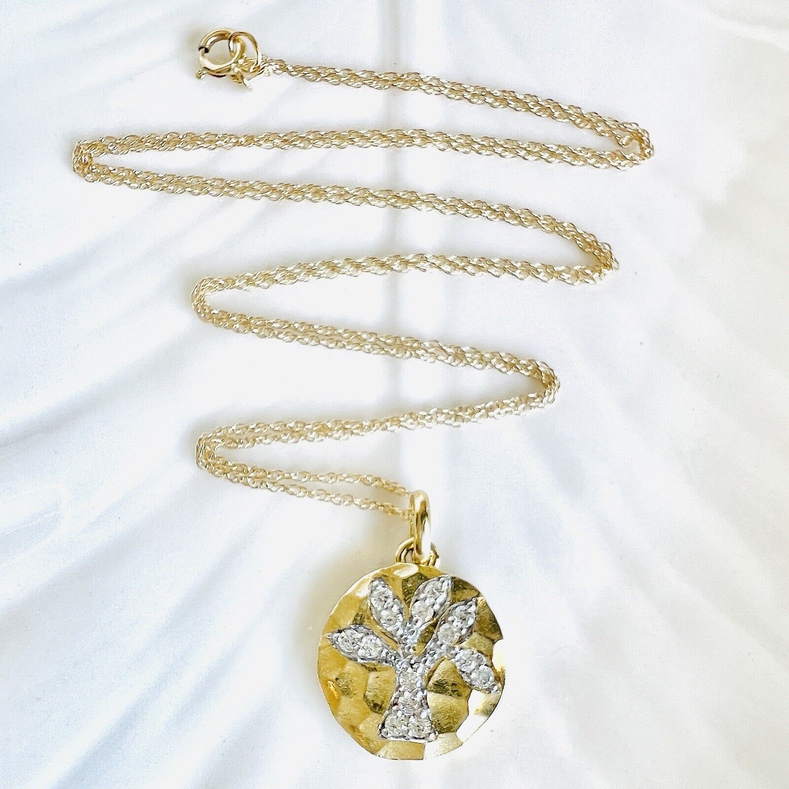 Solid 10k Yellow Gold Genuine Diamond Tree of Life Pendant/Necklace, New 18"