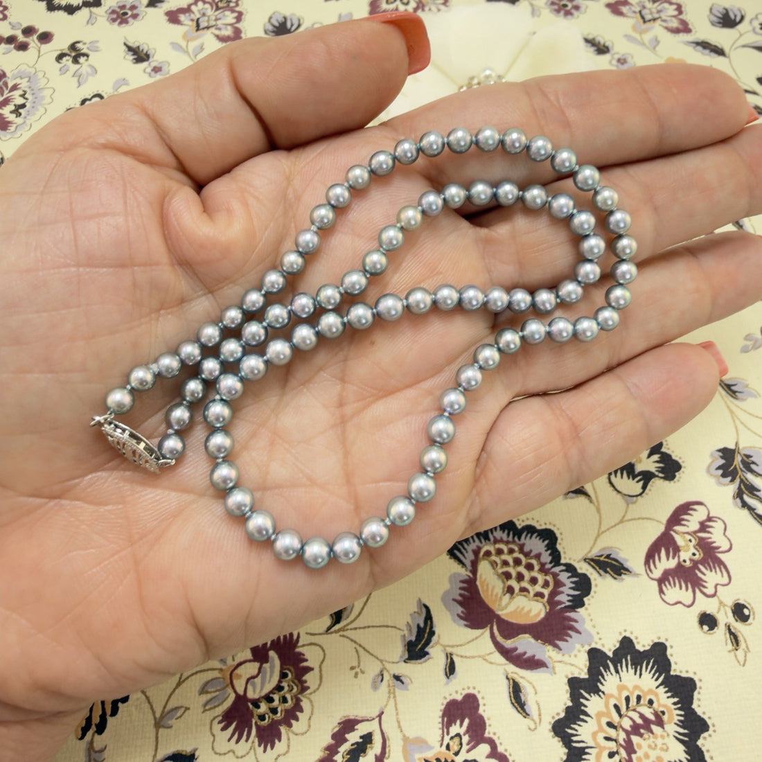 14k White Gold Akoya Silver Pearl (4-4.5mm) Necklace, Newly Handcrafted 15.5"