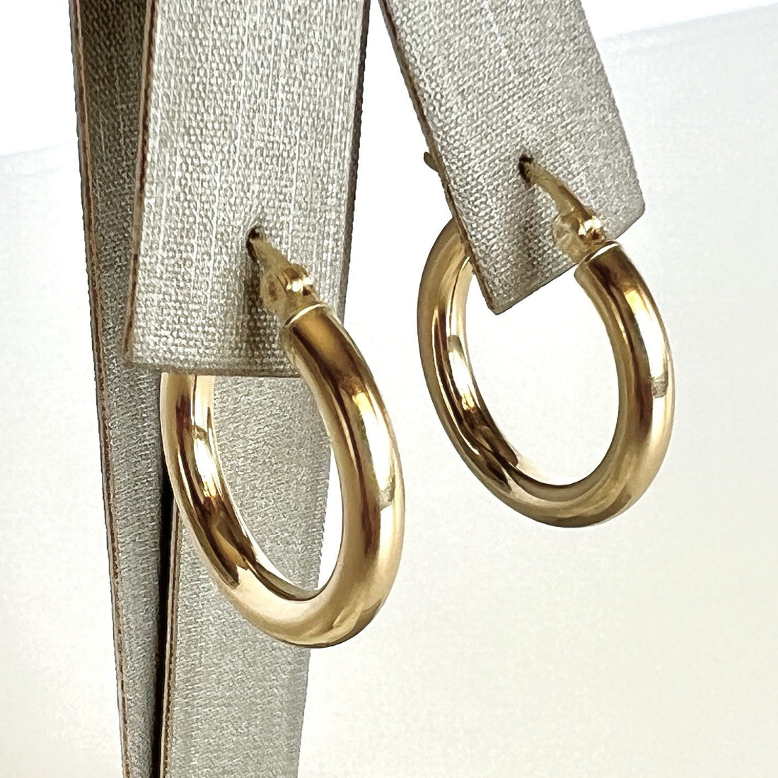Solid 14k Yellow Gold 3mm Thick Hoop Earrings 20mm Diameter, New