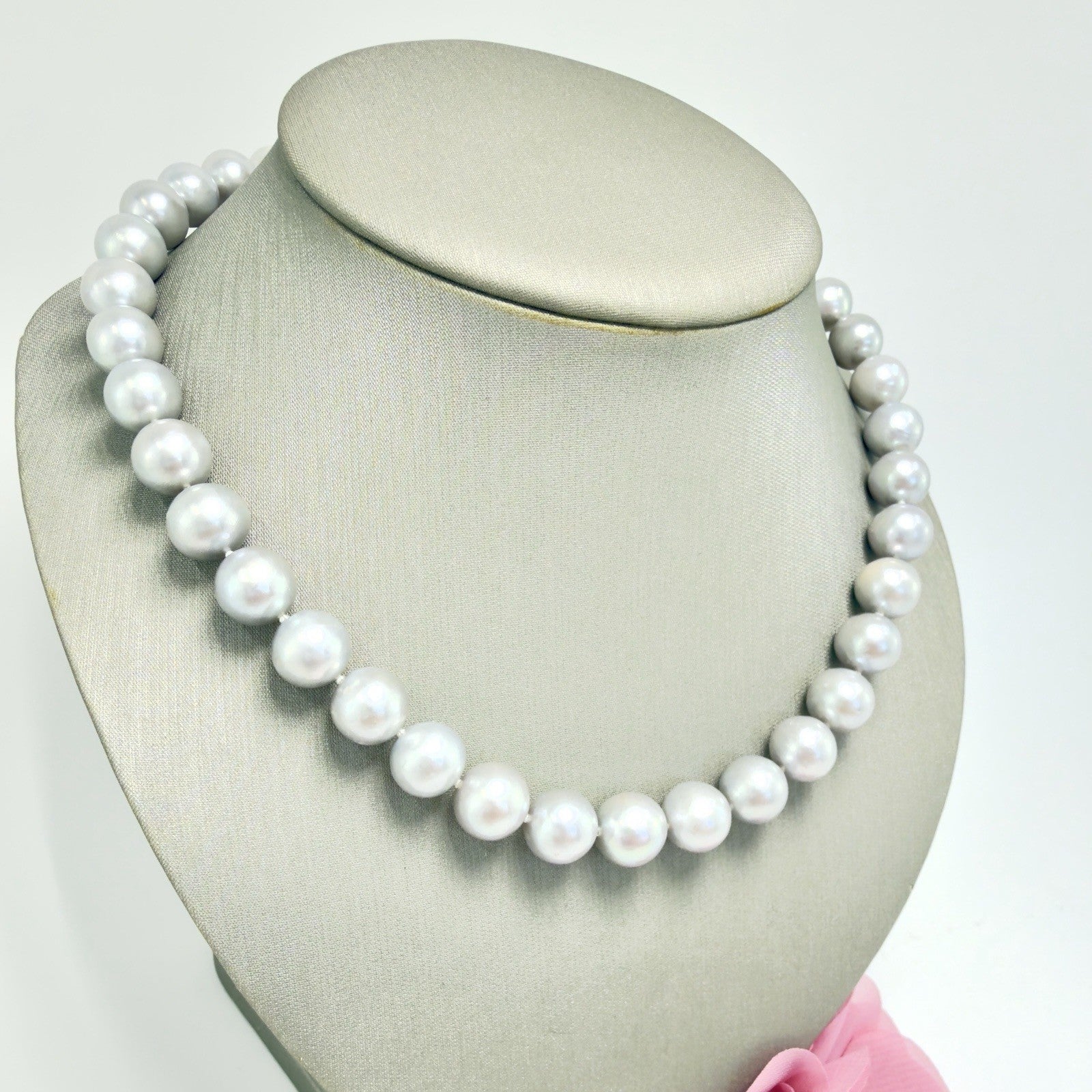 14k White Gold and Genuine Silver Cultured Pearl 10.5-11.5mm Necklace, 17.5" New