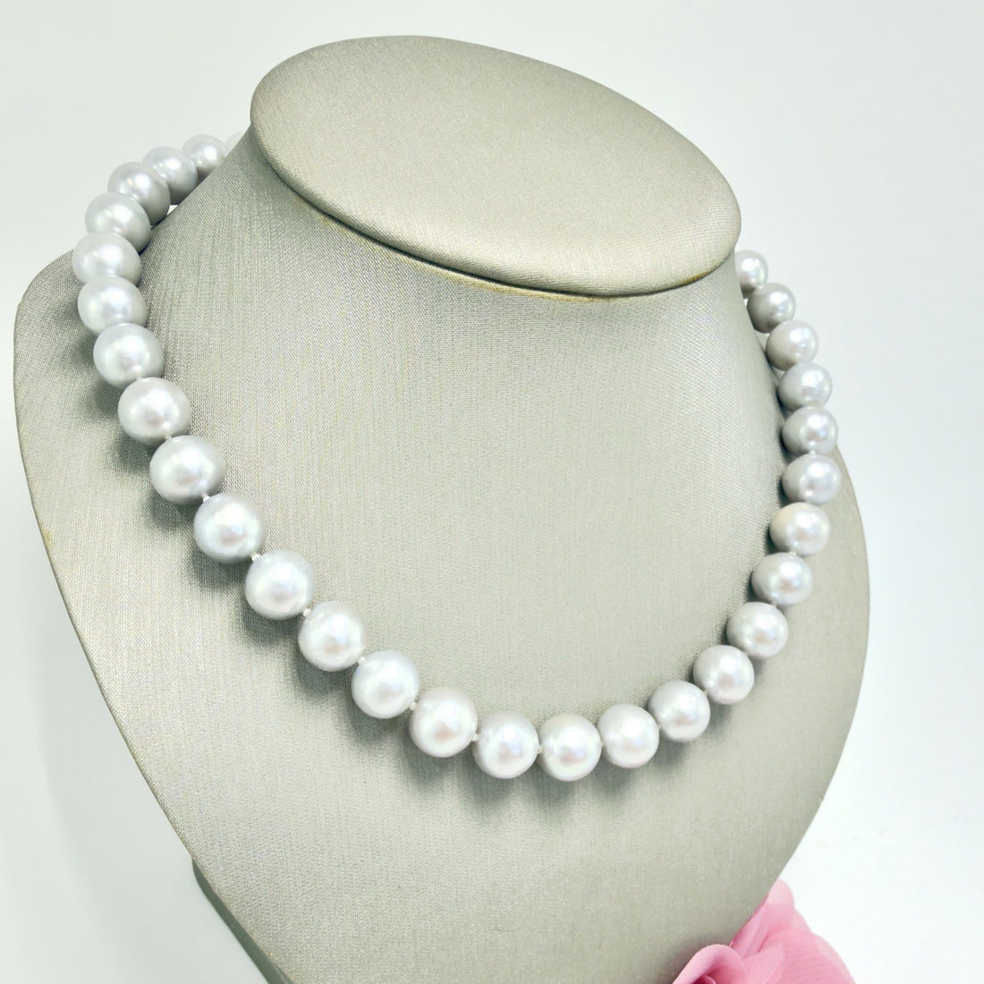 14k White Gold and Genuine Silver Cultured Pearl 10.5-11.5mm Necklace, 17.5" New