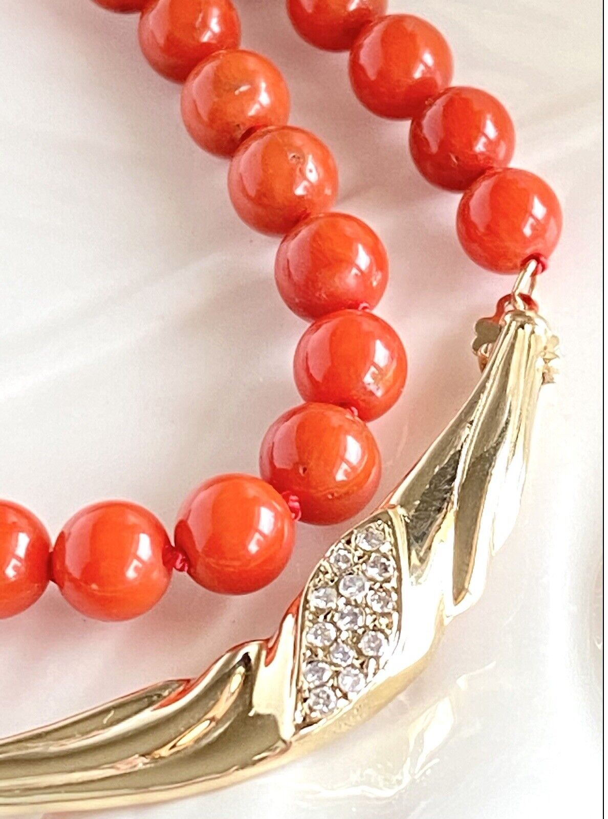 Mediterranean Red Coral Solid 14k Yellow Gold & Diamonds Necklace, New, 18"