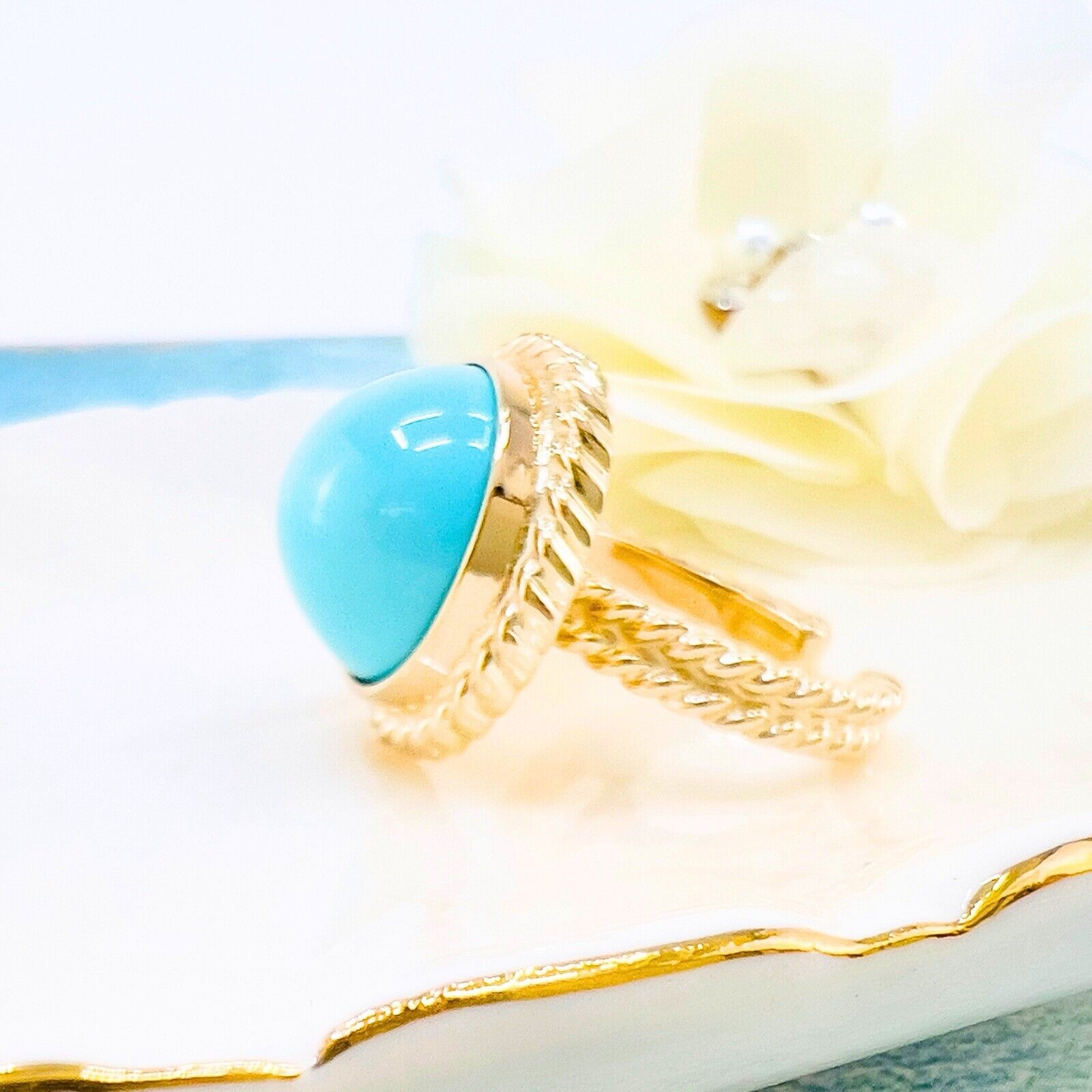 14k Yellow Gold Persian Turquoise (15mm) Handcrafted Ring, New, Size 6.75