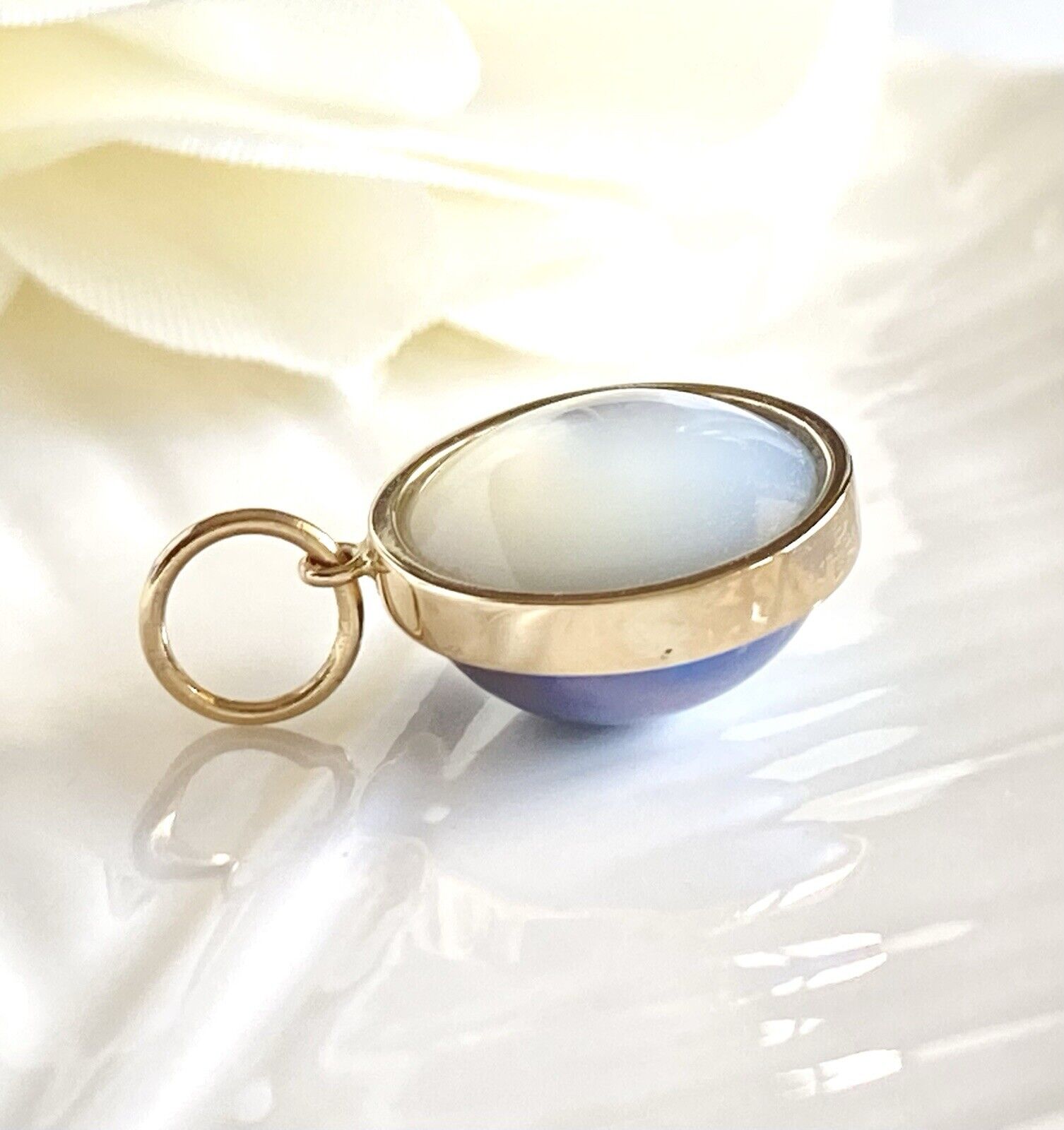 Genuine Peacock Blue Mabe Pearl (15mm) Solid 14K Yellow Gold Pendant, New