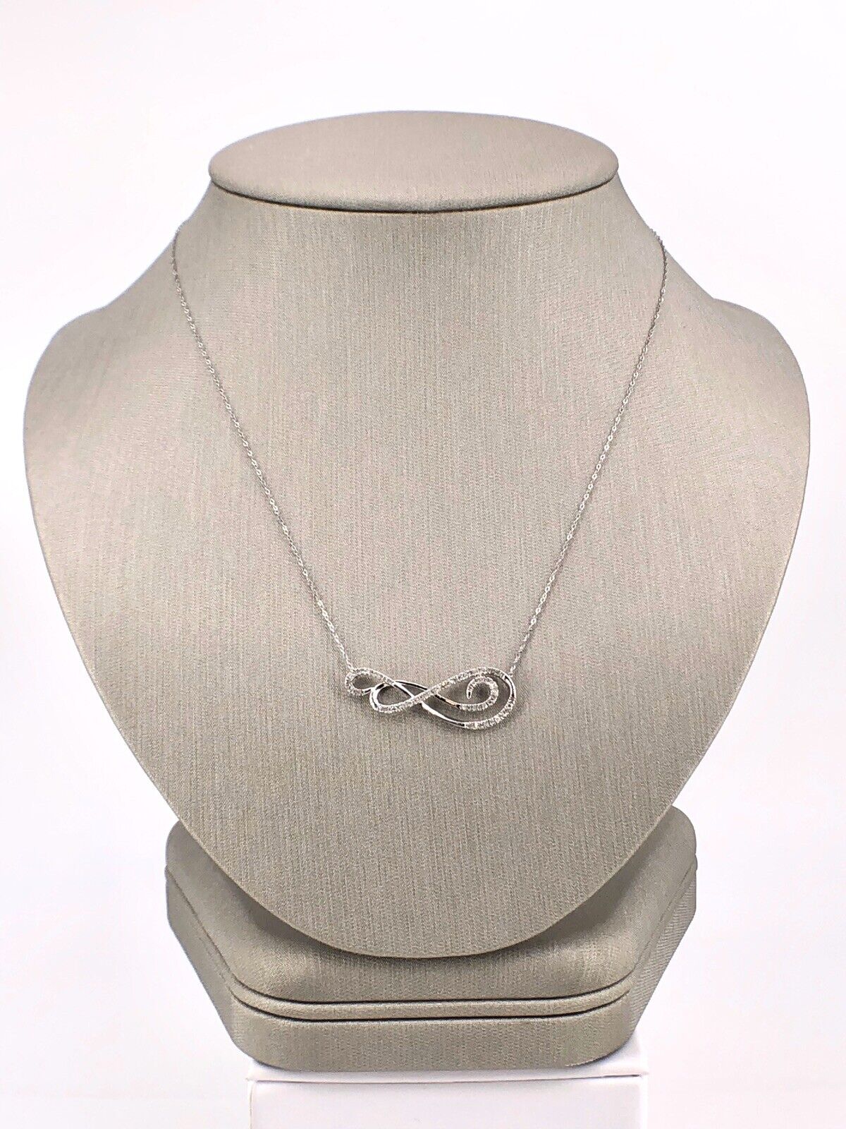 Gorgeous 14k White Gold & Diamond Swirl Design Necklace Chain, 17", New